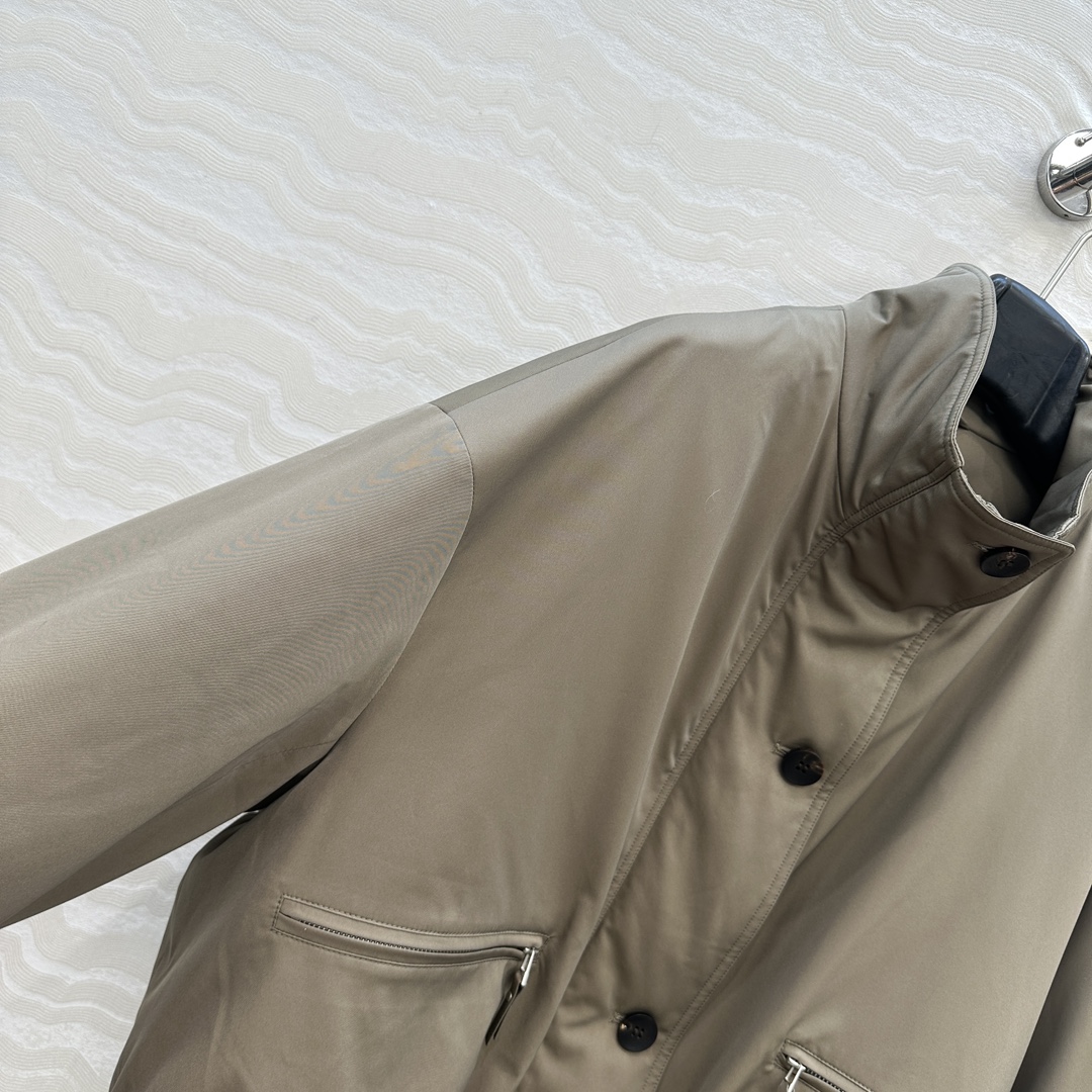 独家首发❤️品质控必入！Row风高智感穿搭！老干部立领夹克羽绒服！进口日本三醋酸记忆丝面料，充绒量48g