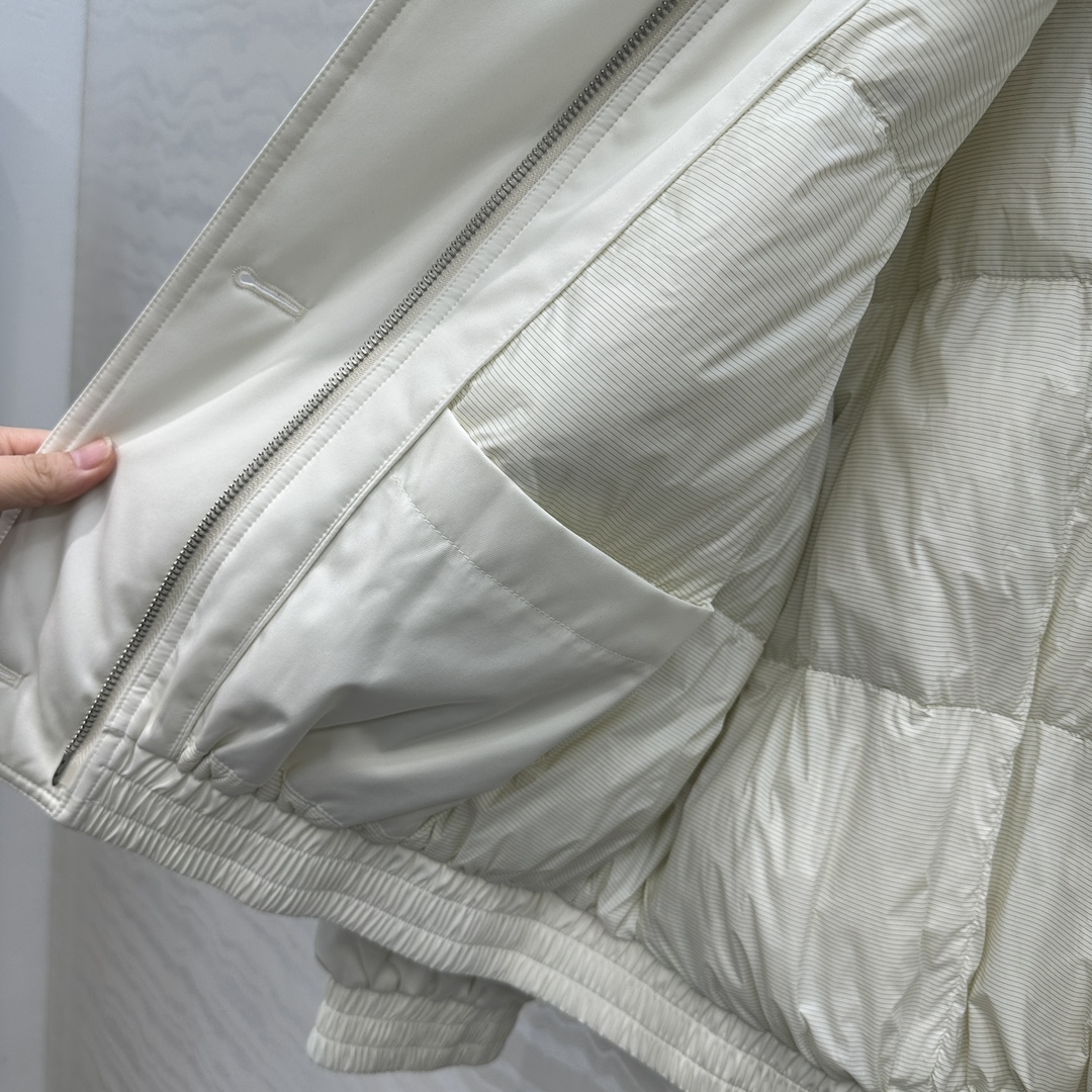 独家首发❤️品质控必入！Row风高智感穿搭！老干部立领夹克羽绒服！进口日本三醋酸记忆丝面料，充绒量48g