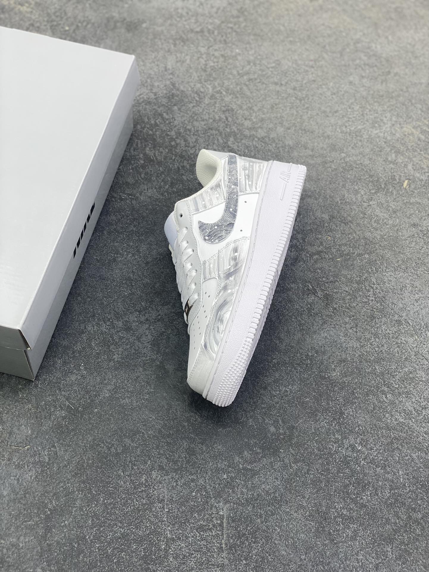 图片[7]-【定制球鞋】Nike Air Force 1 礼袋款 银河序 初一文化 个性 复古 时尚 耐磨平衡 低帮 板鞋 男女同款 灰色工艺难度大 原楦头原纸板 原装鞋盒 定制五金配件 内置全掌气垫 原厂鞋底 货号：CW2288-111 尺码：36 36.5 37.5 38 38.5 39 40 40.5 41 42 42.5 43 44 44.5 45-选品中心