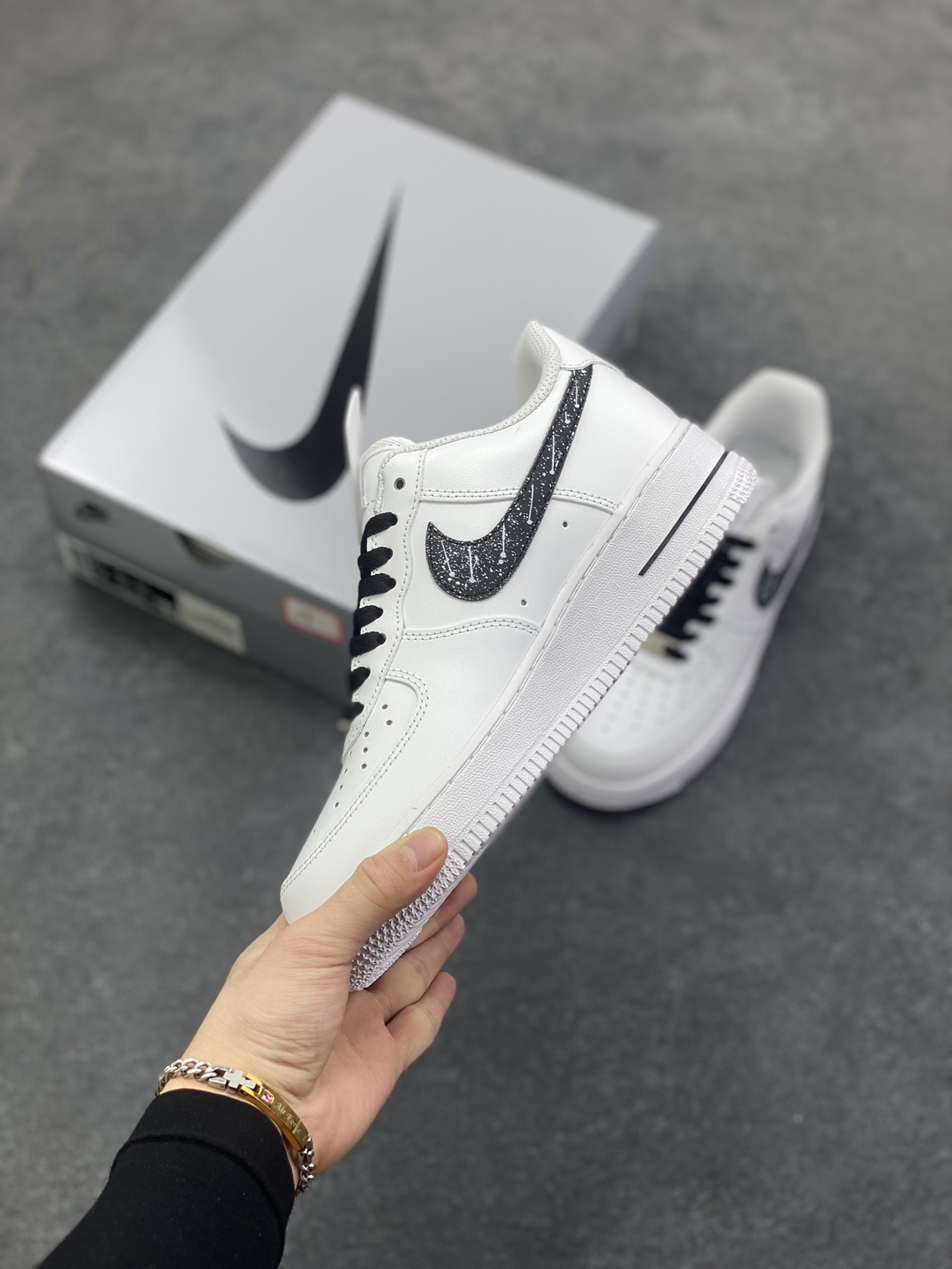 图片[3]-Nike Air Force 1 Low’07 星芒轨迹 空军一号低帮休闲板鞋 定制皮料 原厂3D打印 定制鞋盒 原楦原纸板 纯正空军版型 内置全掌气垫 货号：ZH0316-126 尺码：36 36.5 37.5 38 38.5 39 40 40.5 41 42 42.5 43 44 44.5 45-选品中心