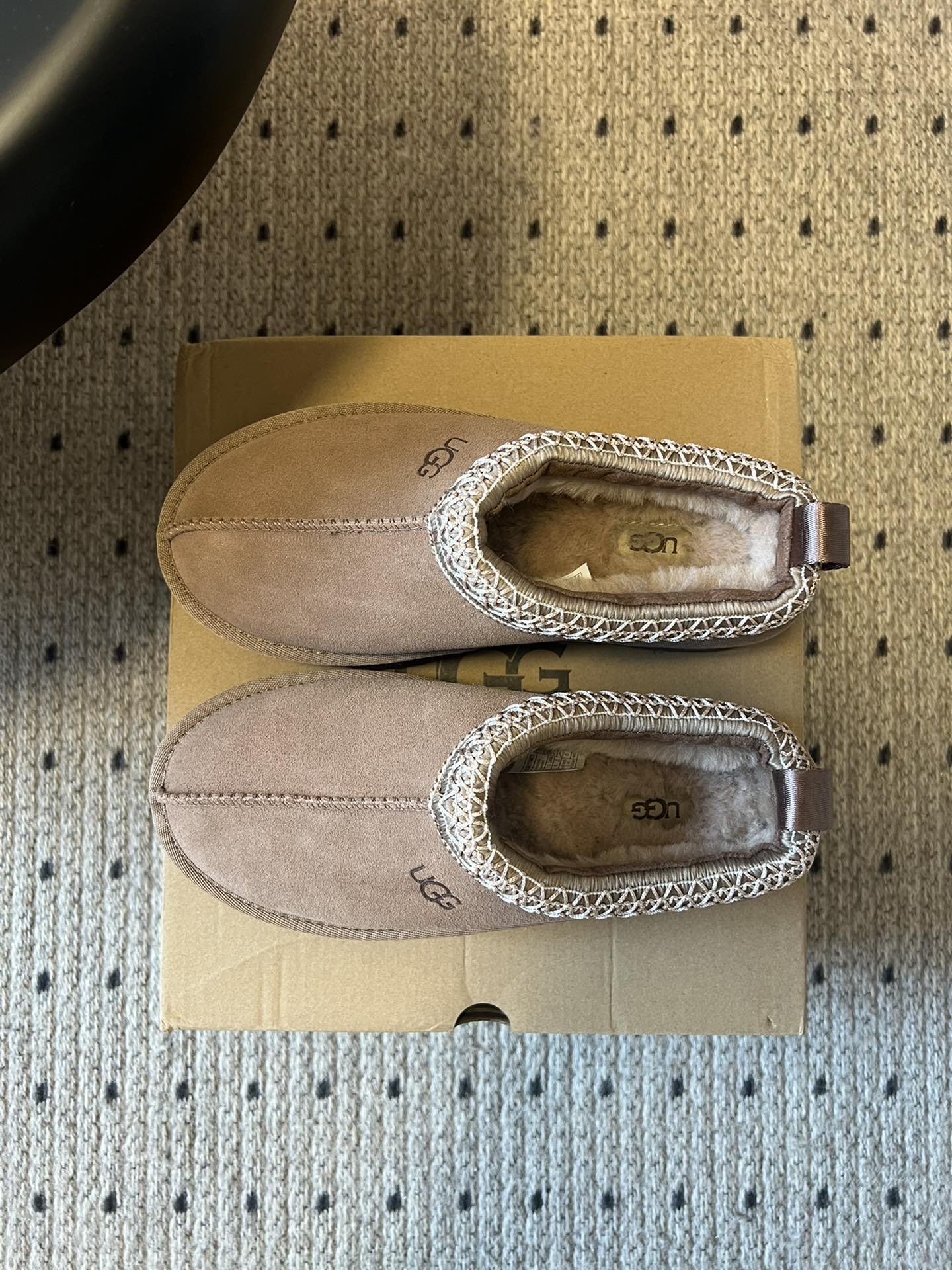 Gucci Women's Slip-On Loafers with Thick Sole - Comfortable & Stylish 6 i1761369270 6672 4