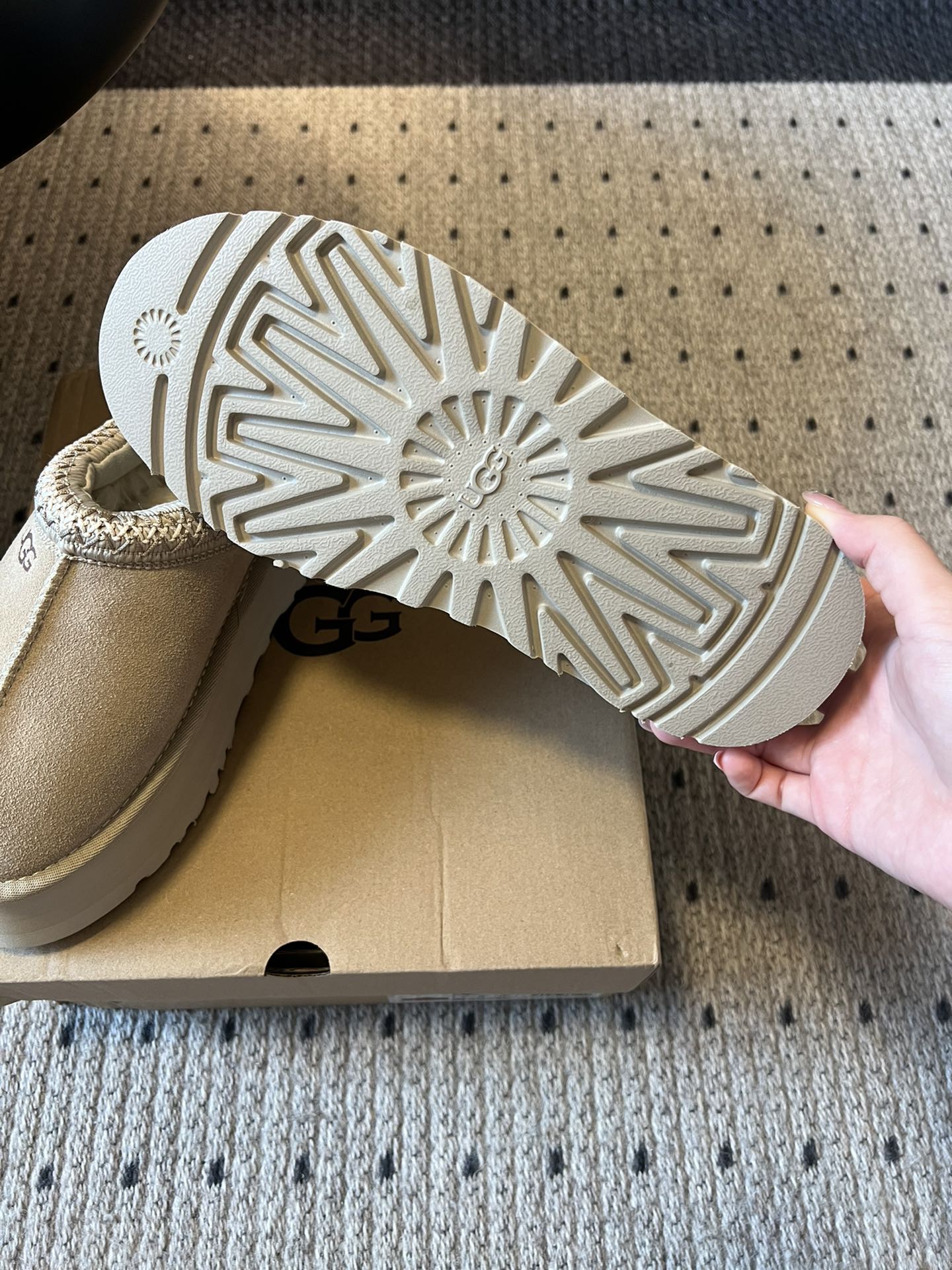 Gucci Women's Casual Loafers Slip-ons Thick Sole, Beige, Size 35-40 5 i1761369295 2214 3