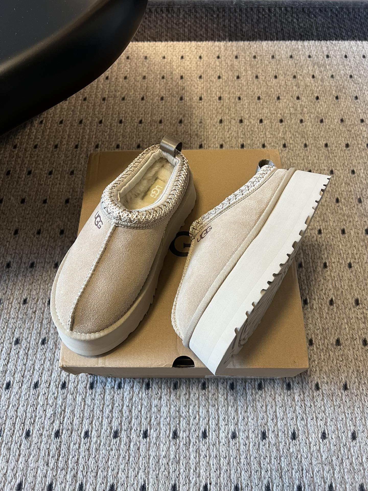 Gucci Women's Casual Loafers Slip-ons Thick Sole, Beige, Size 35-40 4 i1761369295 5599 2