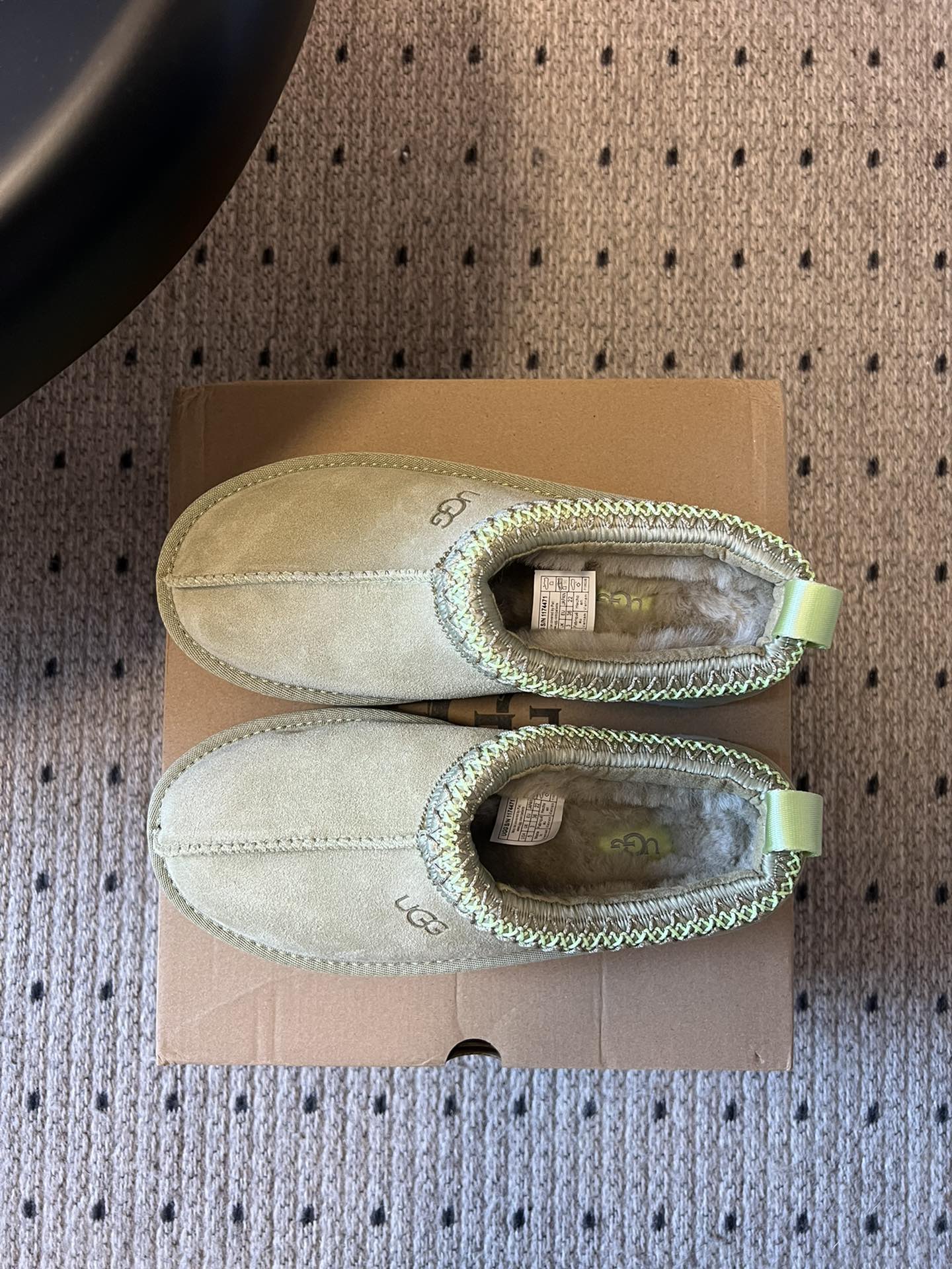 Gucci Women's Princetown Loafer Mules, Lambskin Fur Lined Slippers 6 i1761369336 2272 4