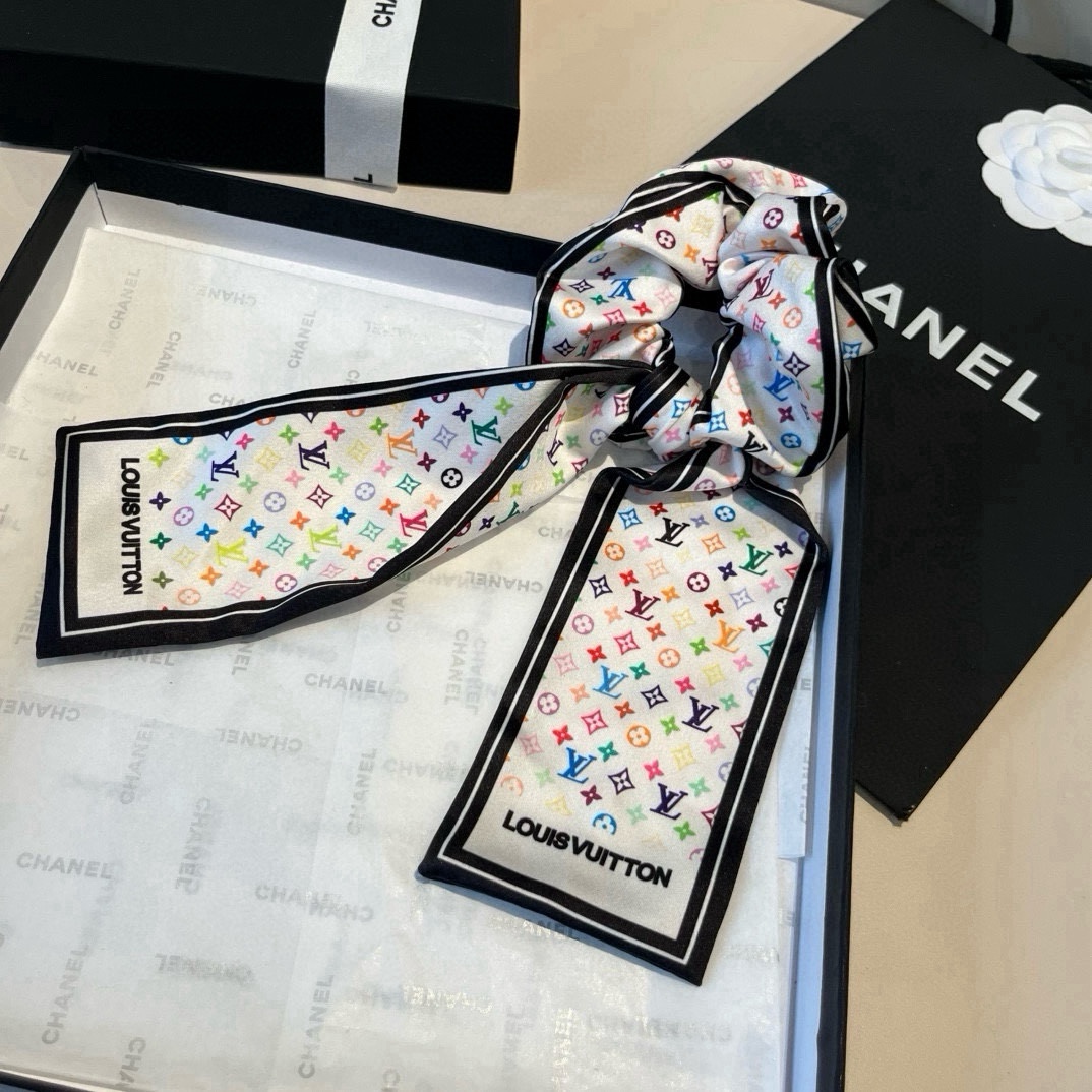 NO:586460,Louis Vuitton lv new hair tie hairpins, hairpins, louis vuitton, louis vuitton, hairpins19860909路易威登lv新款发圈发夹,发夹,louis vuitton,louis vuitton,hairpins,accessory