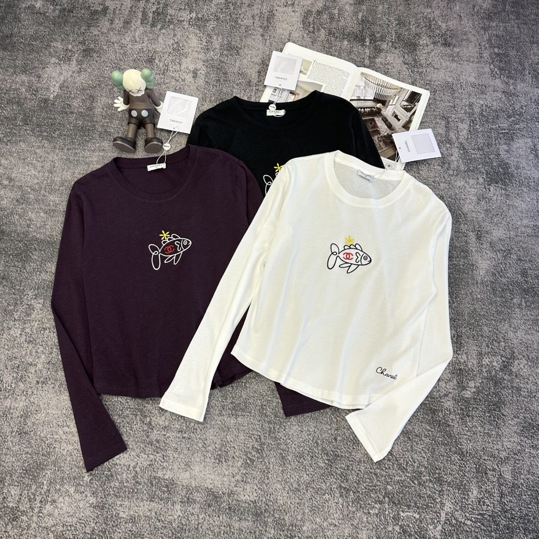 Women’s Long Sleeve Top – Stylish and Comfortable – Available in Multiple Colors