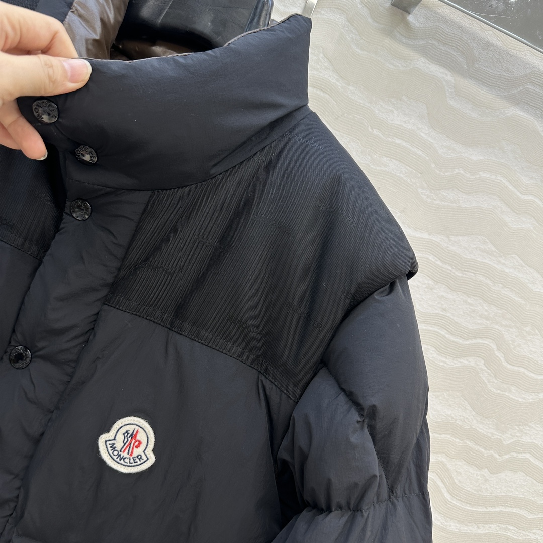 羽绒服主推款❤️原单品质Mo秋冬必入经典Verone羽绒服！双面可穿可拆卸马甲设计！原版定制色织提花哑光