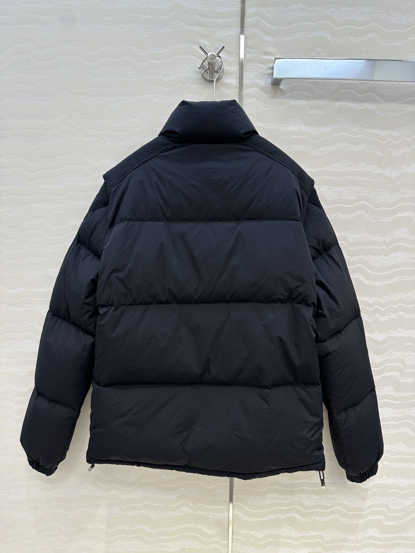 羽绒服主推款❤️原单品质Mo秋冬必入经典Verone羽绒服！双面可穿可拆卸马甲设计！原版定制色织提花哑光