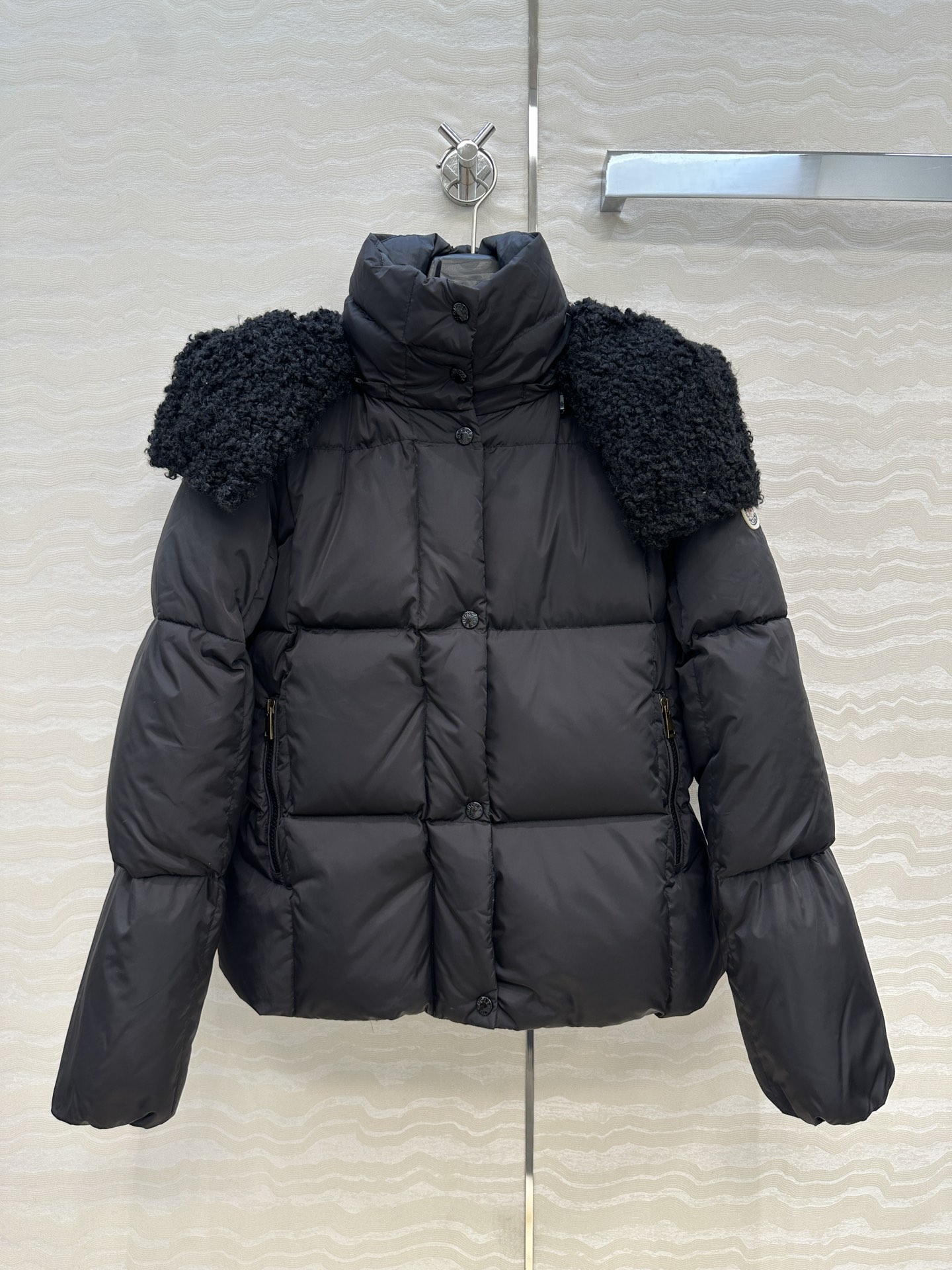 羽绒服主推款❤️原单品质Mo秋冬必入Castelnou面包方格绗缝羽绒服！环保泰迪绒毛领设计，原版定制防