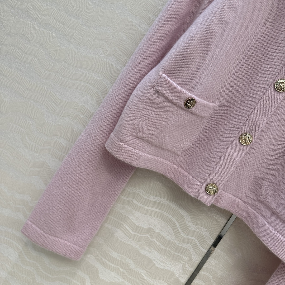 独家首发❤️高端原单品质，Coco25b美少女系列！撞色提花娃娃领小开衫，领子可拆卸，进口羊绒纱线质感细