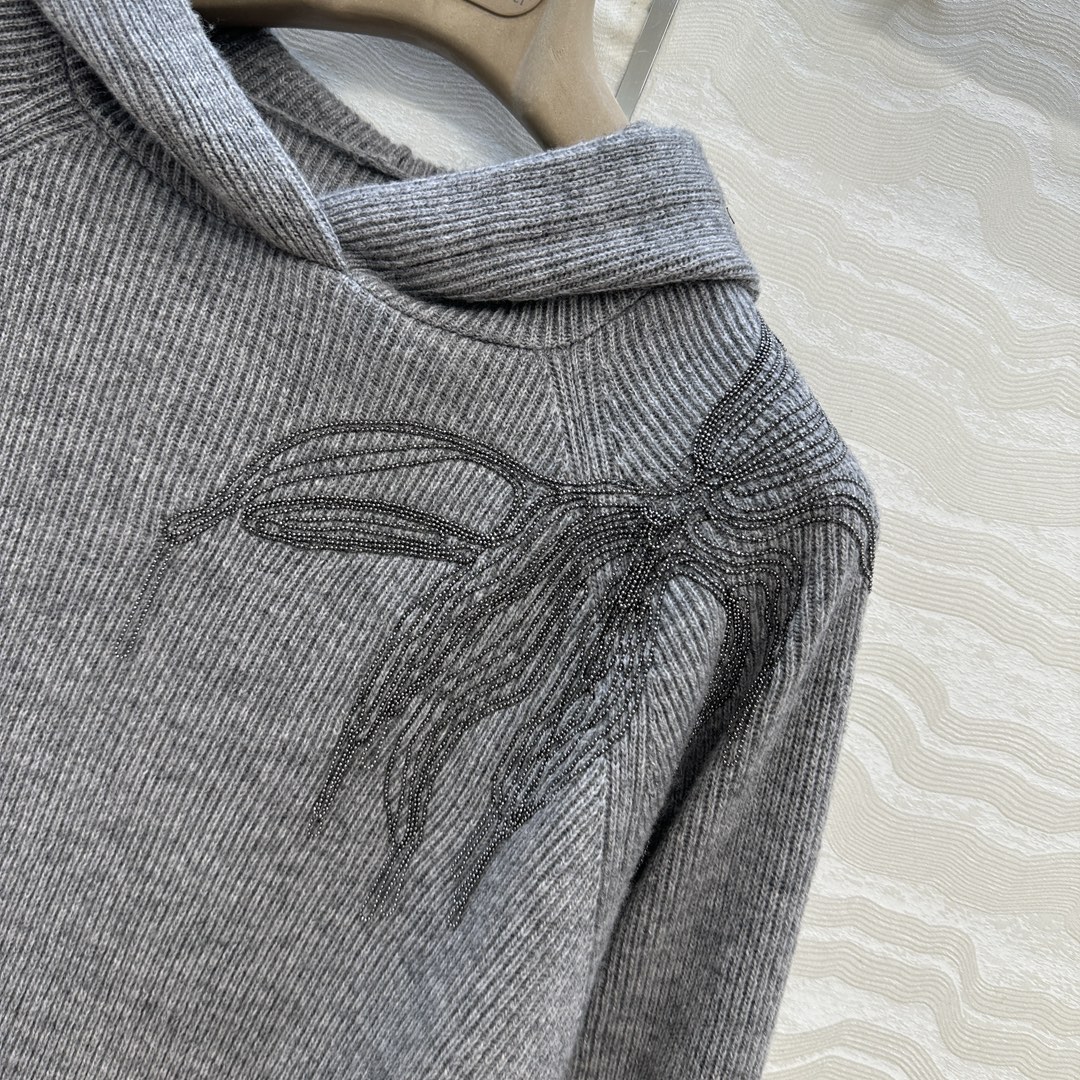 独家首发🍒高端原单品质！行走的高定 Bc铜链刺绣装饰连帽毛衣！金属铜链花朵优雅知性。经典小短款进口羊毛纱