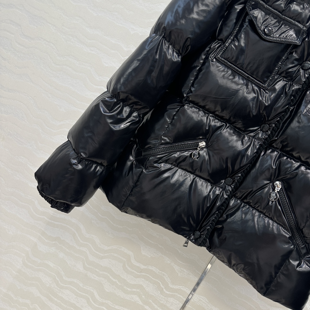 羽绒服主推款❤️原单品质Mo秋冬必入Glareins小蛮腰腰羽绒服！手工羊毛编织带包边工艺，原版定制亮面