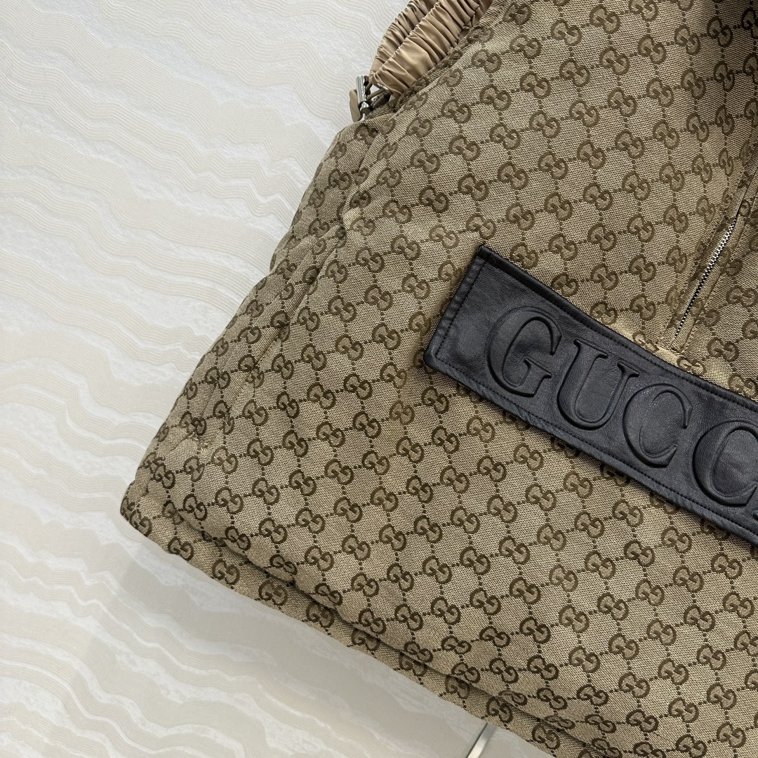 独家首发！爆单推荐❤️GG王炸款羽绒马甲！炸街神器时髦精必入！专柜爆款定制GG帆布提花背心设计夹克面包羽