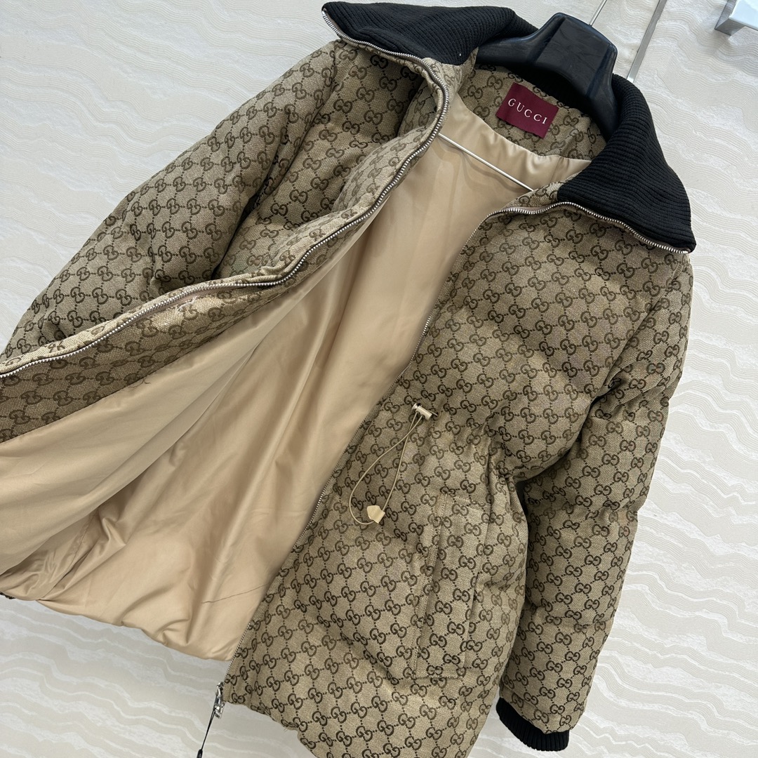 独家首发！爆单推荐❤️GG王炸款羽绒外套！炸街神器时髦精必入！专柜爆款定制GG帆布提花夹克面包羽绒服！撞