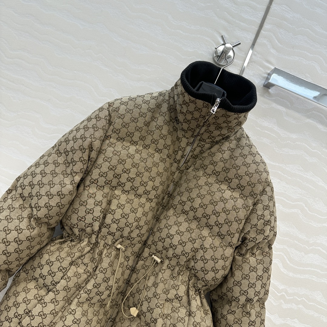 独家首发！爆单推荐❤️GG王炸款羽绒外套！炸街神器时髦精必入！专柜爆款定制GG帆布提花夹克面包羽绒服！撞