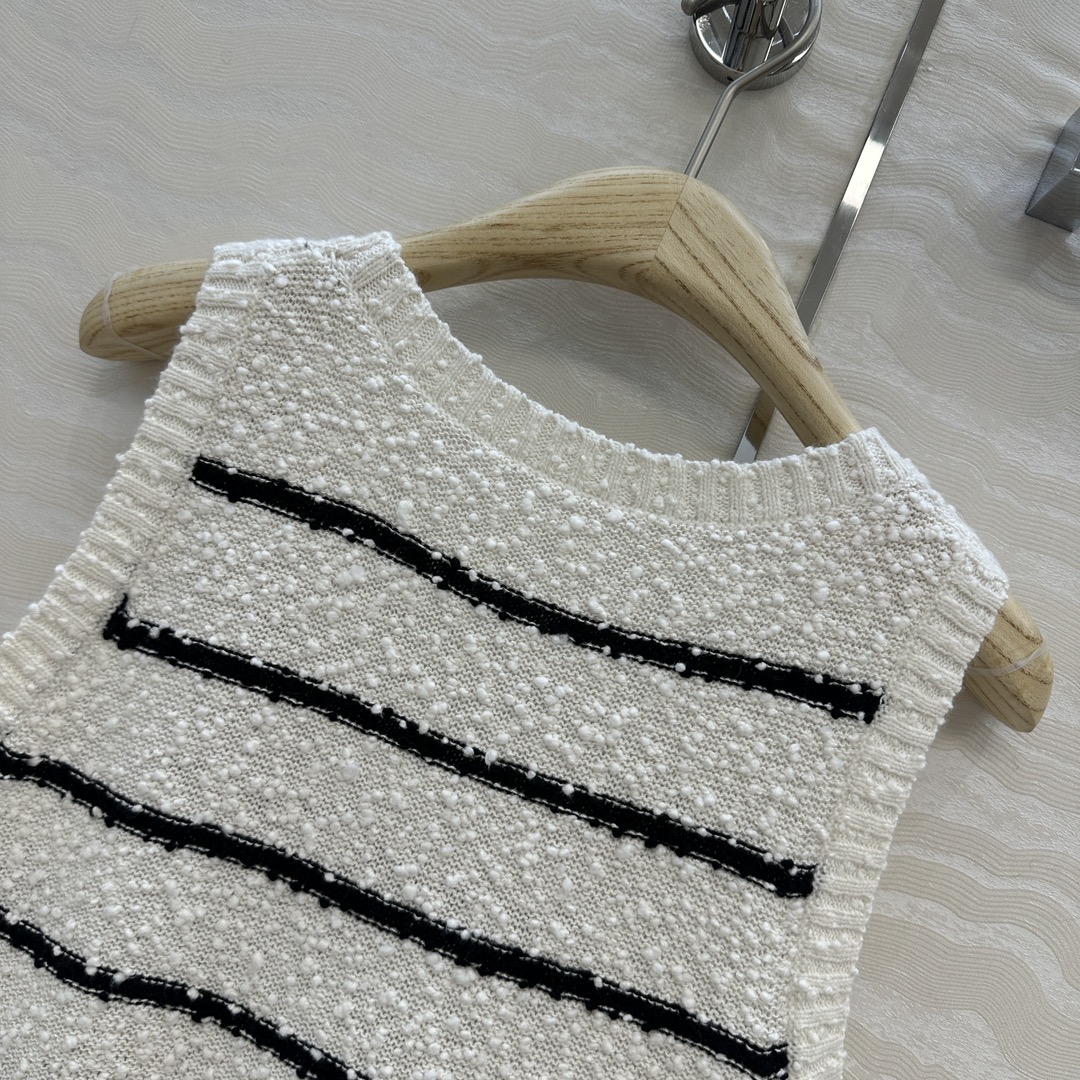 独家首发❤️原单品质MissD长期主义，海军风条纹背心上衣！气质圆领经典版型显瘦绝绝子！原版定制徳国机特