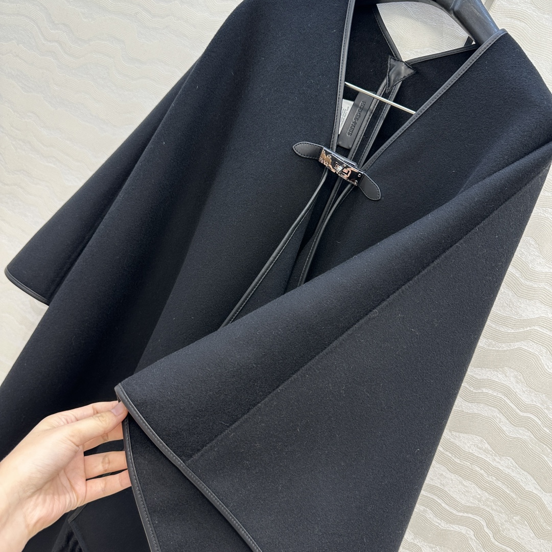 Elegant Wool Blend Poncho with Leather Buckle & Hand-Rolled Edges - Versatile Wrap 5 i1761499286 5943 3