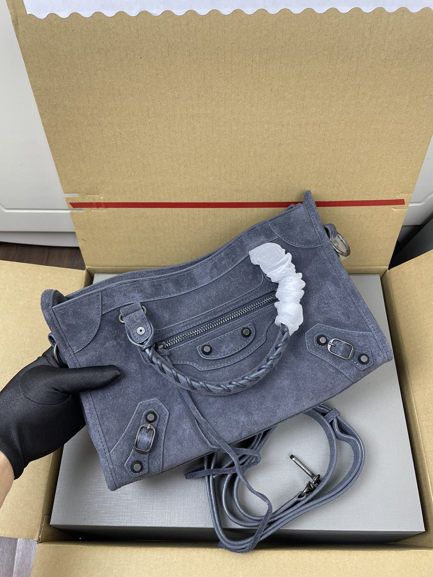 Balenciaga Style Grey Leather Card Holder Bags detail image 9 from source 776226