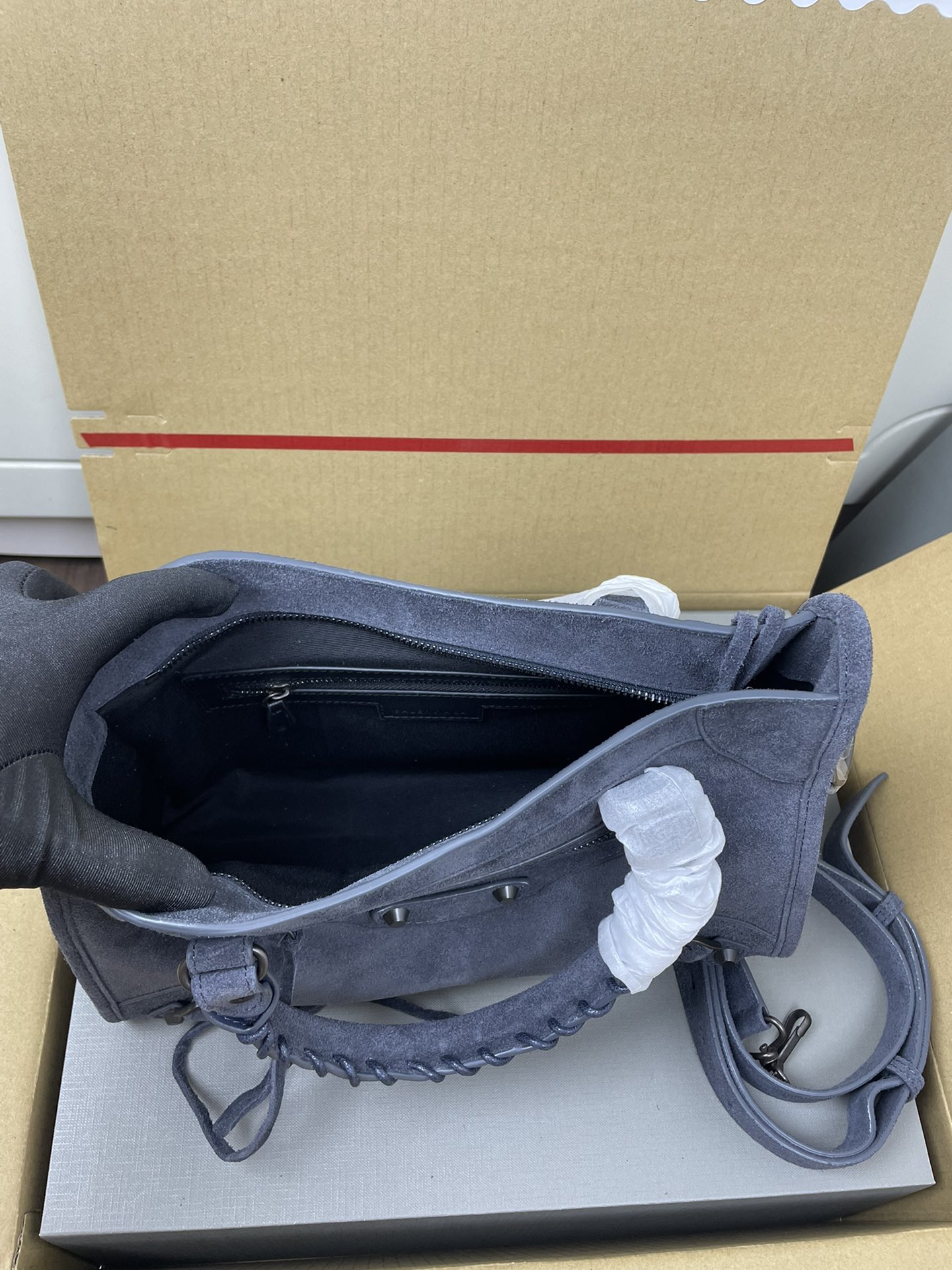 Balenciaga Style Grey Leather Card Holder Bags detail image 5 from source 776226