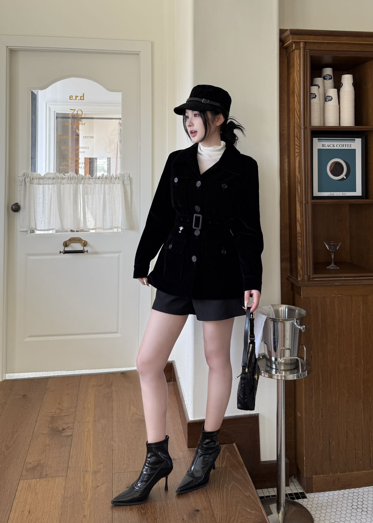 NO:901121,,,19860909,,,Women's clothing