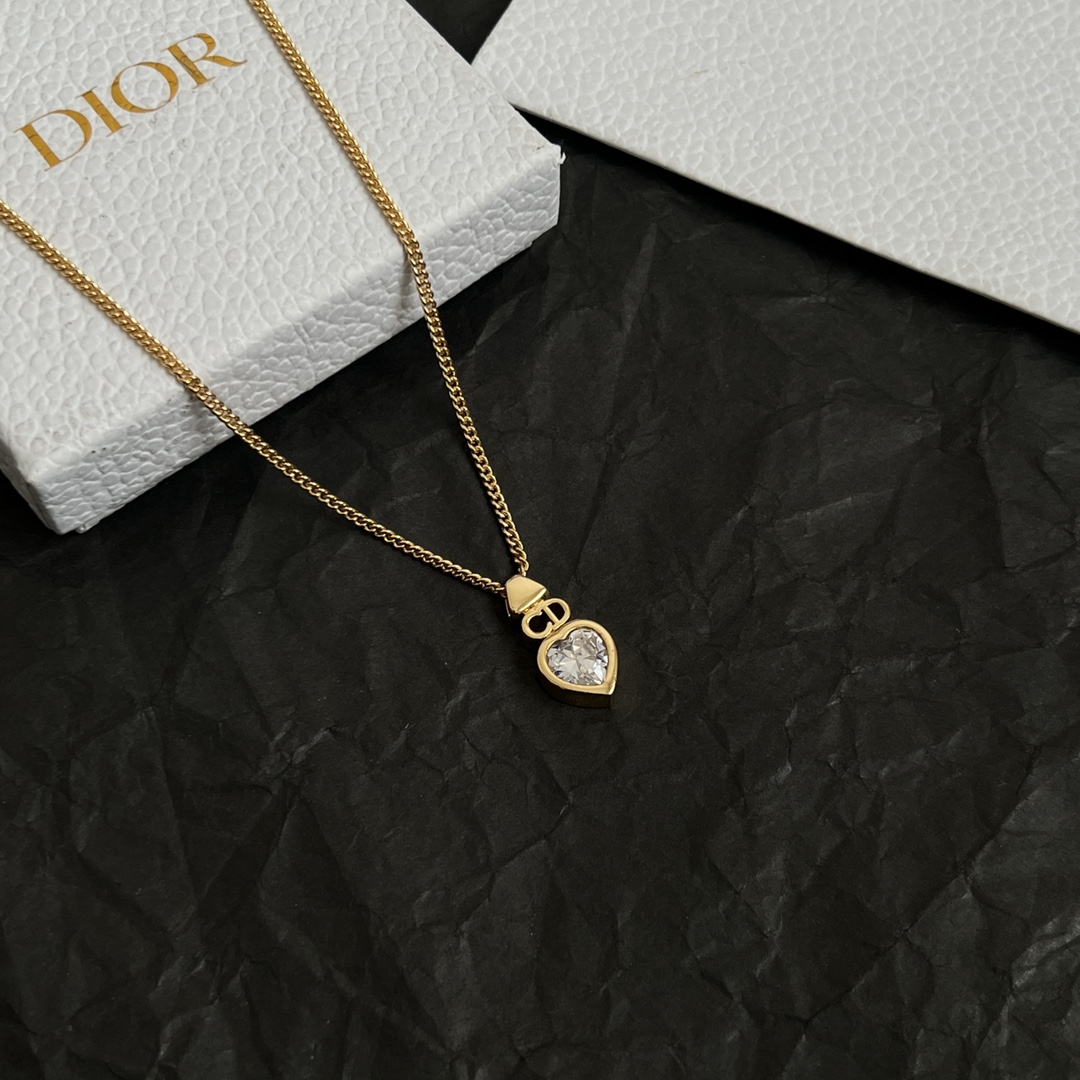 】👑Dior 迪奥  中古 项链 专柜一致上新 精选原版一致 黄铜材质 甜美气质高雅。
