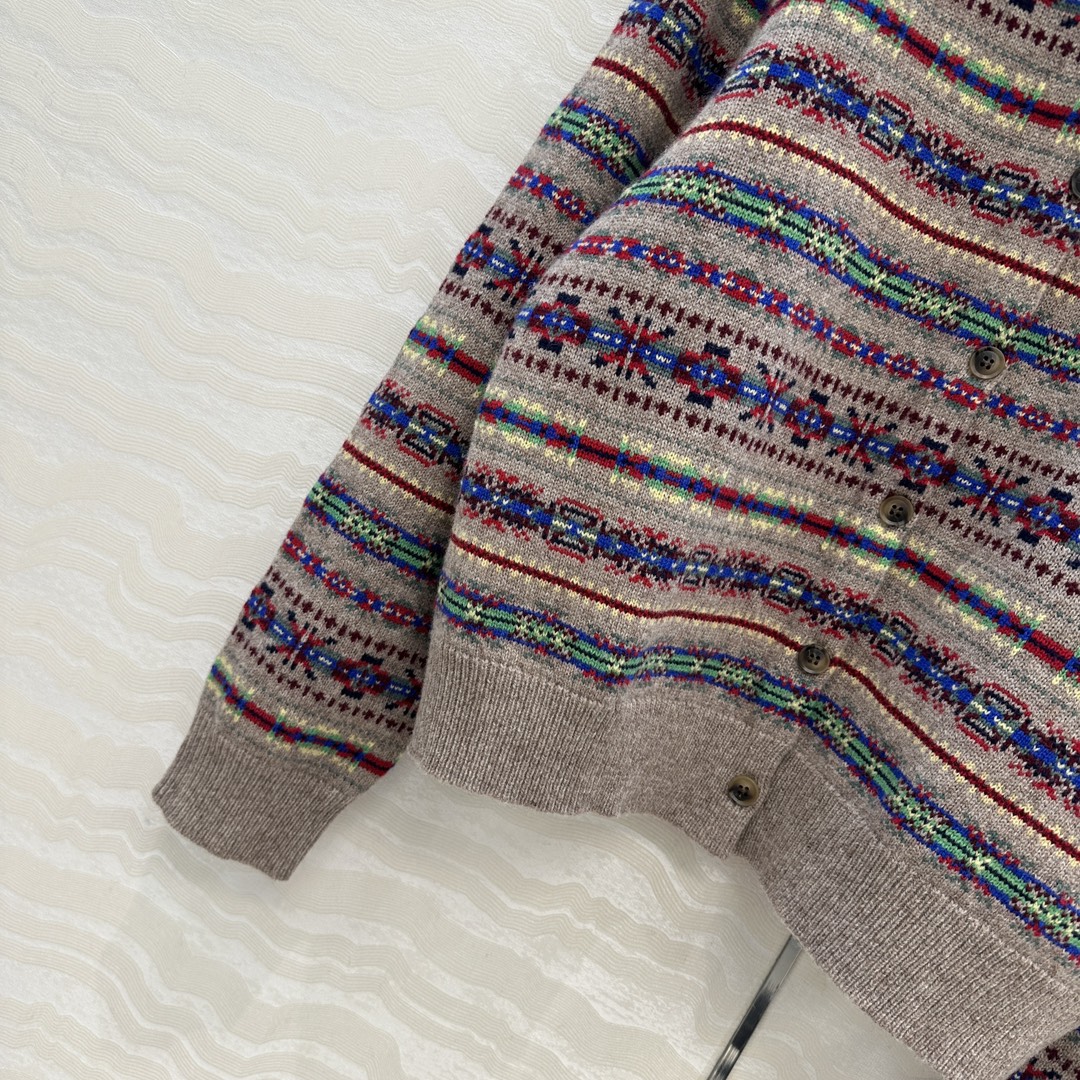 独家首发❤️原单品质❤️RL浓郁美式风，费尔岛嵌花羊毛小翻领外套，满满的北欧度假风🎀定位色彩嵌花图案！拥