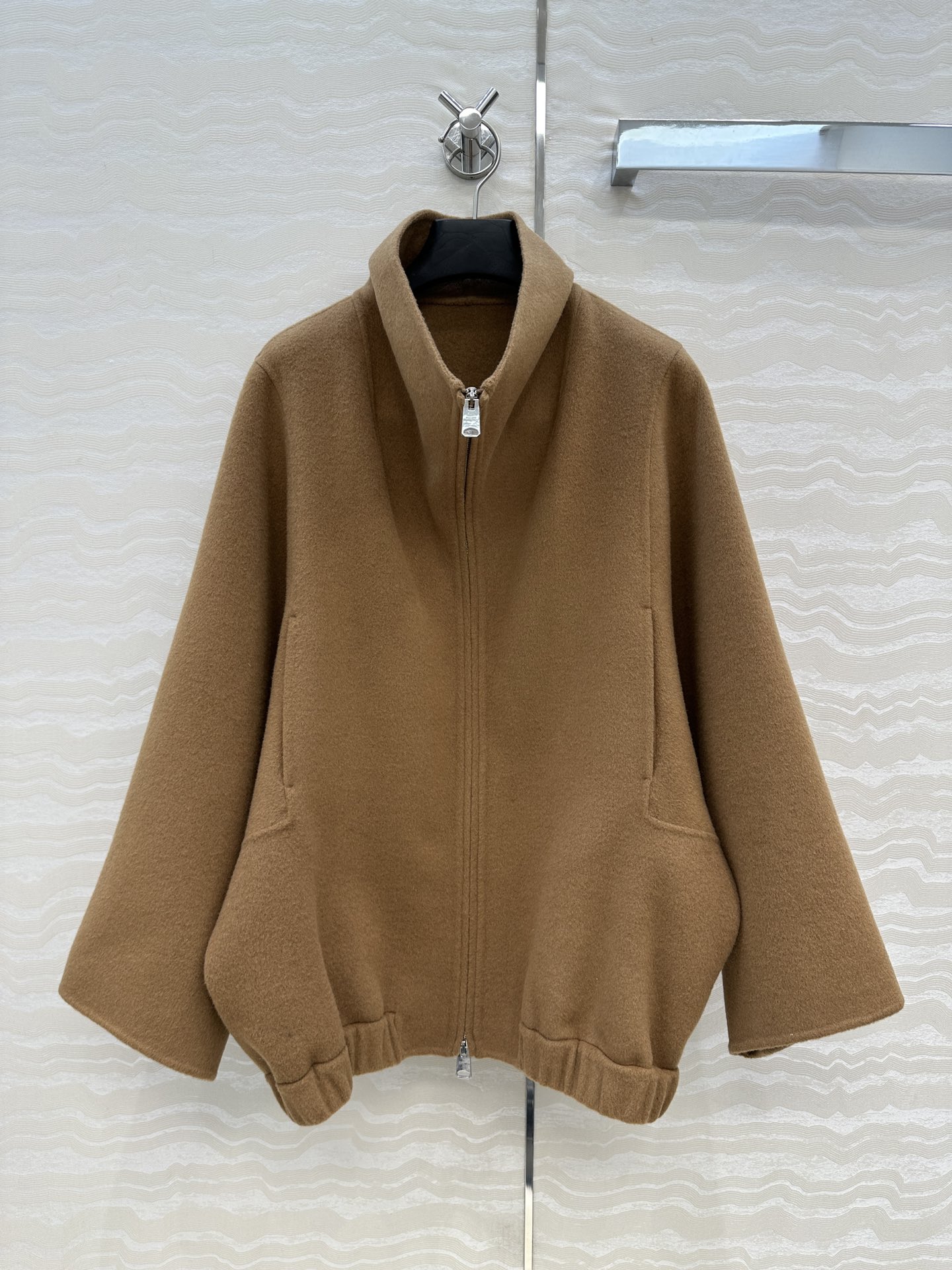 独家首发❤️高端品质！KH极简高智感穿搭！气质立领手工羊绒大衣外套！复古金属双开拉链廓型设计优雅随性，定