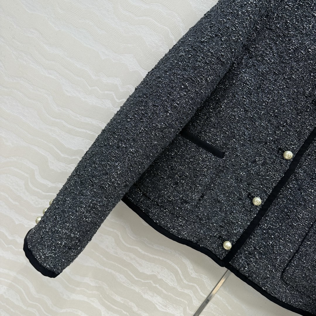 独家首发❤️高端原单品质!认准我家100%真丝里衬。Miss D 25秋冬新品限定灰金经典箱型圆领西装小