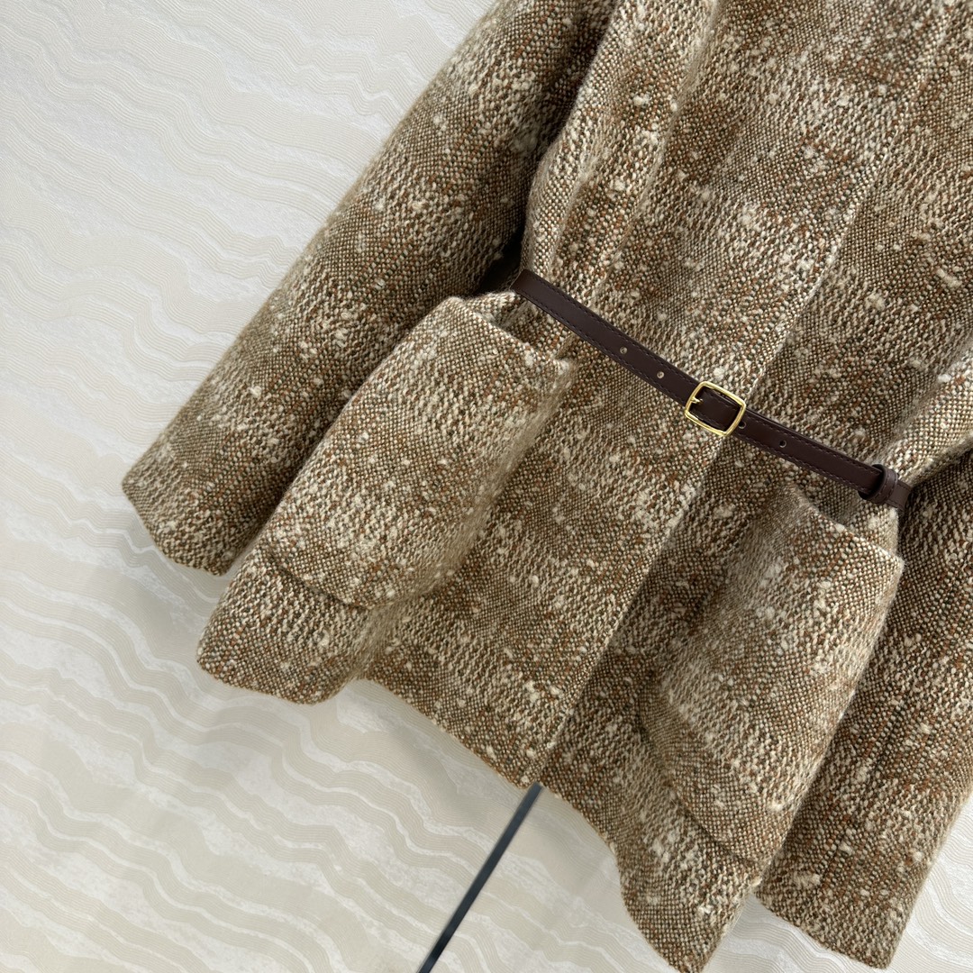 独家首发，高端原单品质❤️lP🆕高奢老钱风穿搭！jimi羊毛花呢格纹外套！定制羊毛面料挺阔有型，配送细腰