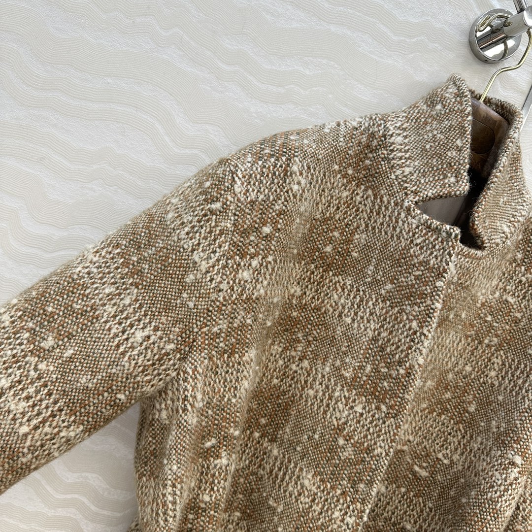 独家首发，高端原单品质❤️lP🆕高奢老钱风穿搭！jimi羊毛花呢格纹外套！定制羊毛面料挺阔有型，配送细腰