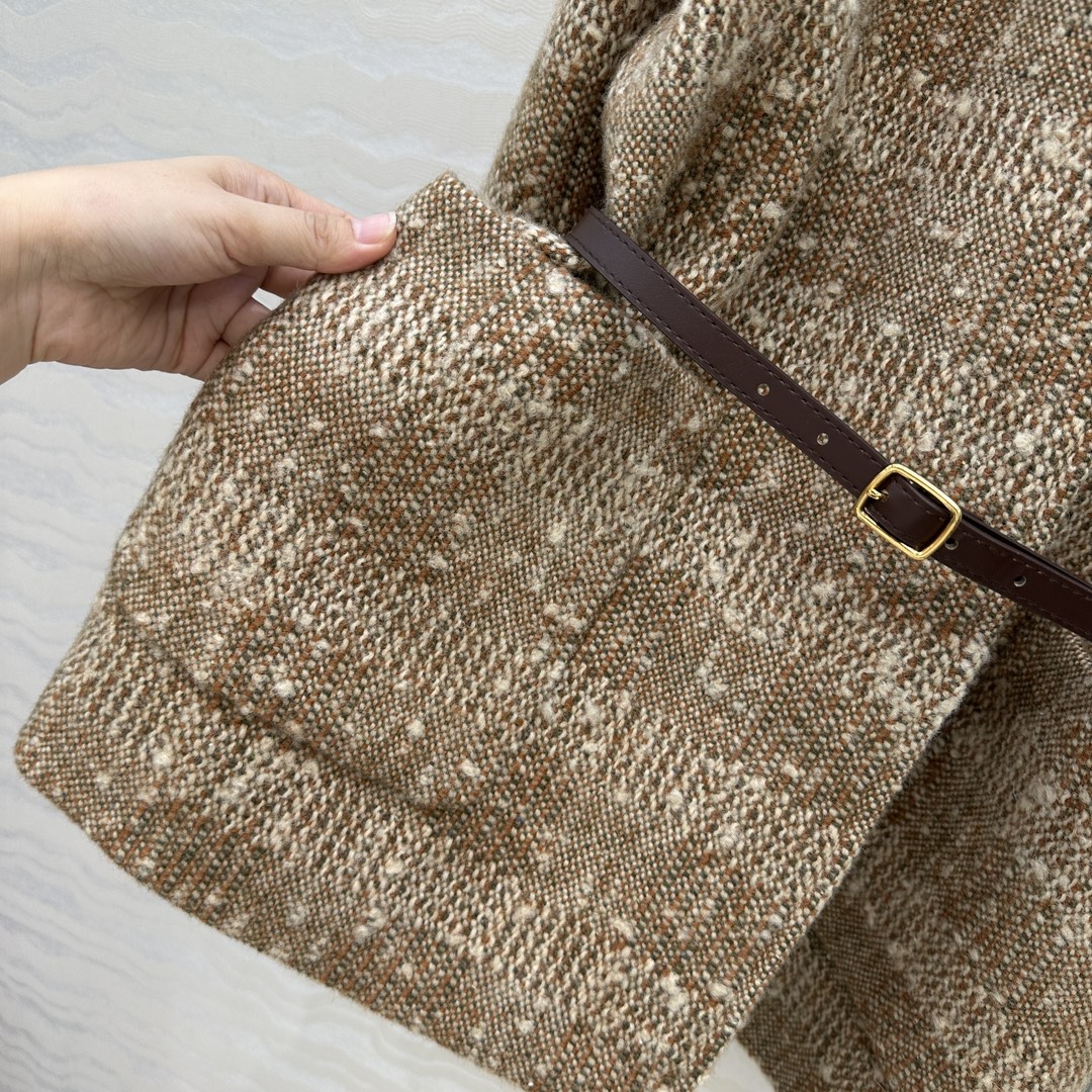 独家首发，高端原单品质❤️lP🆕高奢老钱风穿搭！jimi羊毛花呢格纹外套！定制羊毛面料挺阔有型，配送细腰