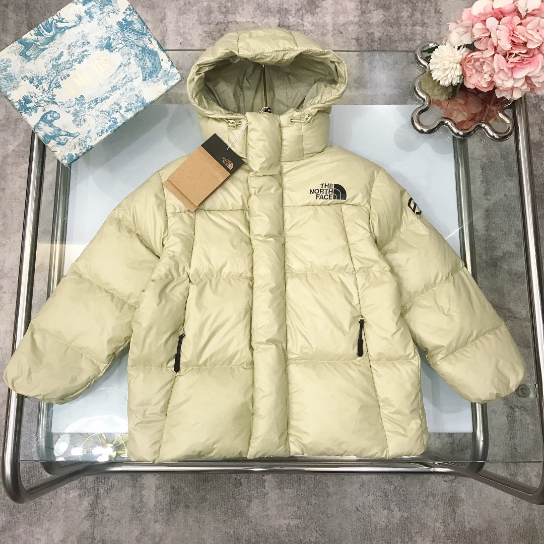 NO:578831,[Ready stock] Size-160cm size--130-140-150-160 'Long-term availability' North Face Autumn and Winter Classic Bakery Down Jacket Same style for men and women, YB quality!  The shape is very correct, super good-looking, warm, comfortable and versatile. Upgraded quality version ~ Selected high-quality national standard 90 white duck down filling, high fluffiness, no-wash material, excellent windproof, coldproof and warmth retention, all accessories and hardware are customized one-to-one by YB, high-end quality!  The version is on point, the fashionable style is suitable for any figure, the upper body effect is great, it is ok to give to others and wear for yourself. Must buy the value model ~ Color is black, apricot, suitable for 105cm ~ 155cm, clothes, The North Face, down jacket,19860909【现货发】 尺码-160cm  size--130-140-150-160《长期有货》  北面 秋冬经典款 面包服羽绒服 男女同款,YB品质！版型非常正 超高颜值 保暖舒适百搭爆款 品质升级版～ 精选优质国标90白鸭绒填充 蓬松度高 免洗材质,防风防寒保暖性极佳,所有配件五金都是YB一比一定制 高端品质！版型正点 时尚流行的款式风格 适合任何身材,上身效果超赞,送人自穿都很ok 必收超值款 ～ 颜色黑色 杏色 适合105cm～155cm,衣服,The North Face,down jacket,,Children's