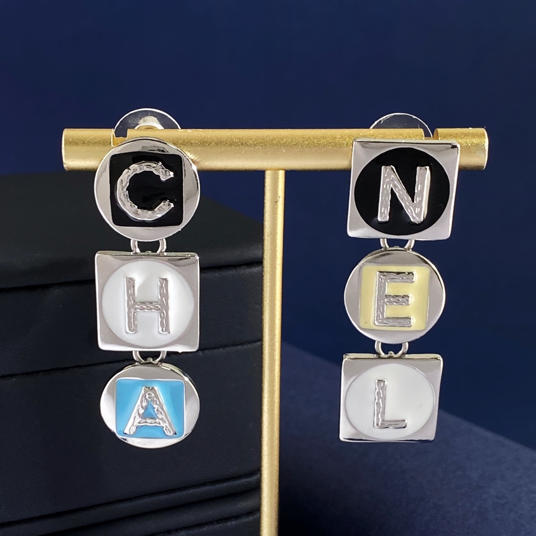 Chanel g cm