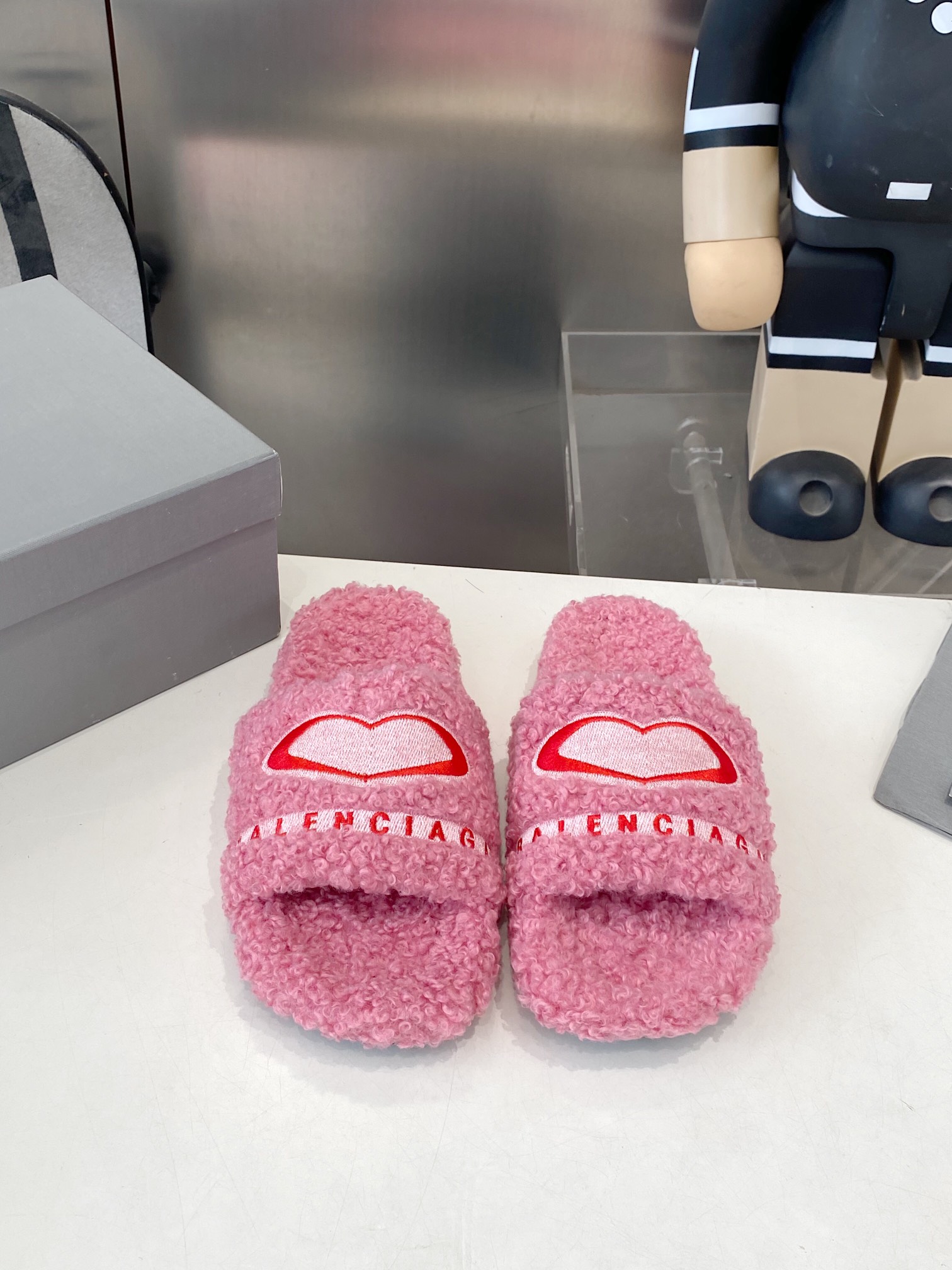 _dl-9sVF1f-l7fYflqisu4V-4irTg5Xje71pVYUQ