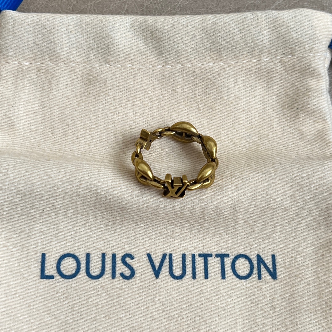 】。新款。原单货LV  做旧复古  戒指🔹🔹Louis Vuitton 路易威登 戒指🔹专柜一致材质 火
