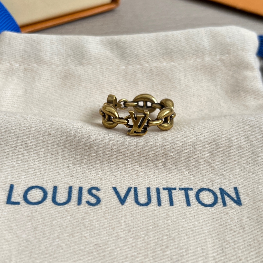 】。新款。原单货LV  做旧复古  戒指🔹🔹Louis Vuitton 路易威登 戒指🔹专柜一致材质 火
