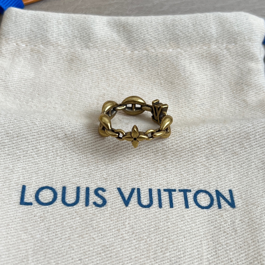 】。新款。原单货LV  做旧复古  戒指🔹🔹Louis Vuitton 路易威登 戒指🔹专柜一致材质 火