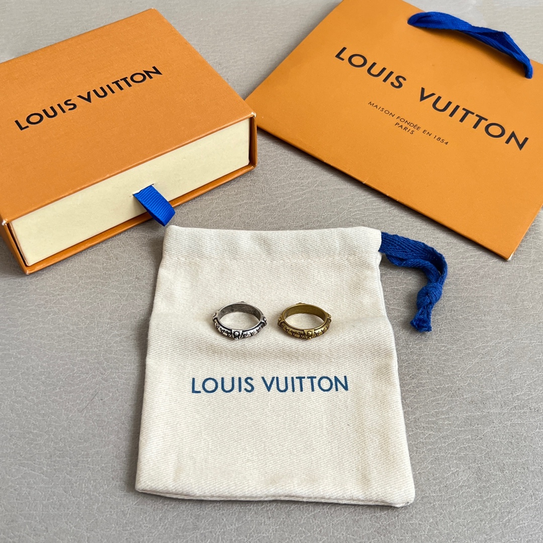 】。新款。原单货LV  做旧复古  戒指🔹🔹Louis Vuitton 路易威登 戒指🔹专柜一致材质 火