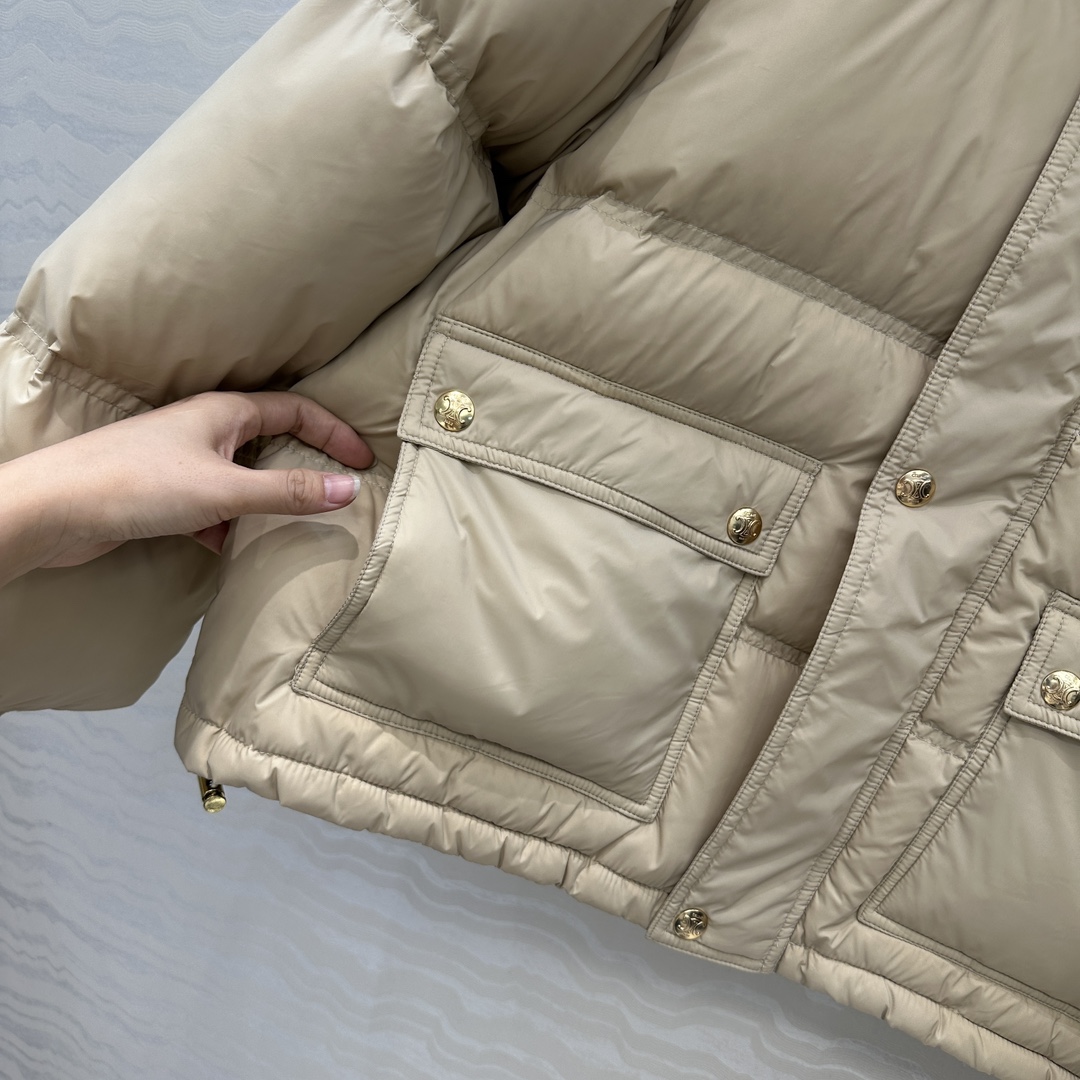 独家首发💙原单品质CE英伦风穿搭！美拉徳凯旋门刺绣羽绒服。定制羊毛罗纹，经典夹克面包服高级感满满的。进口