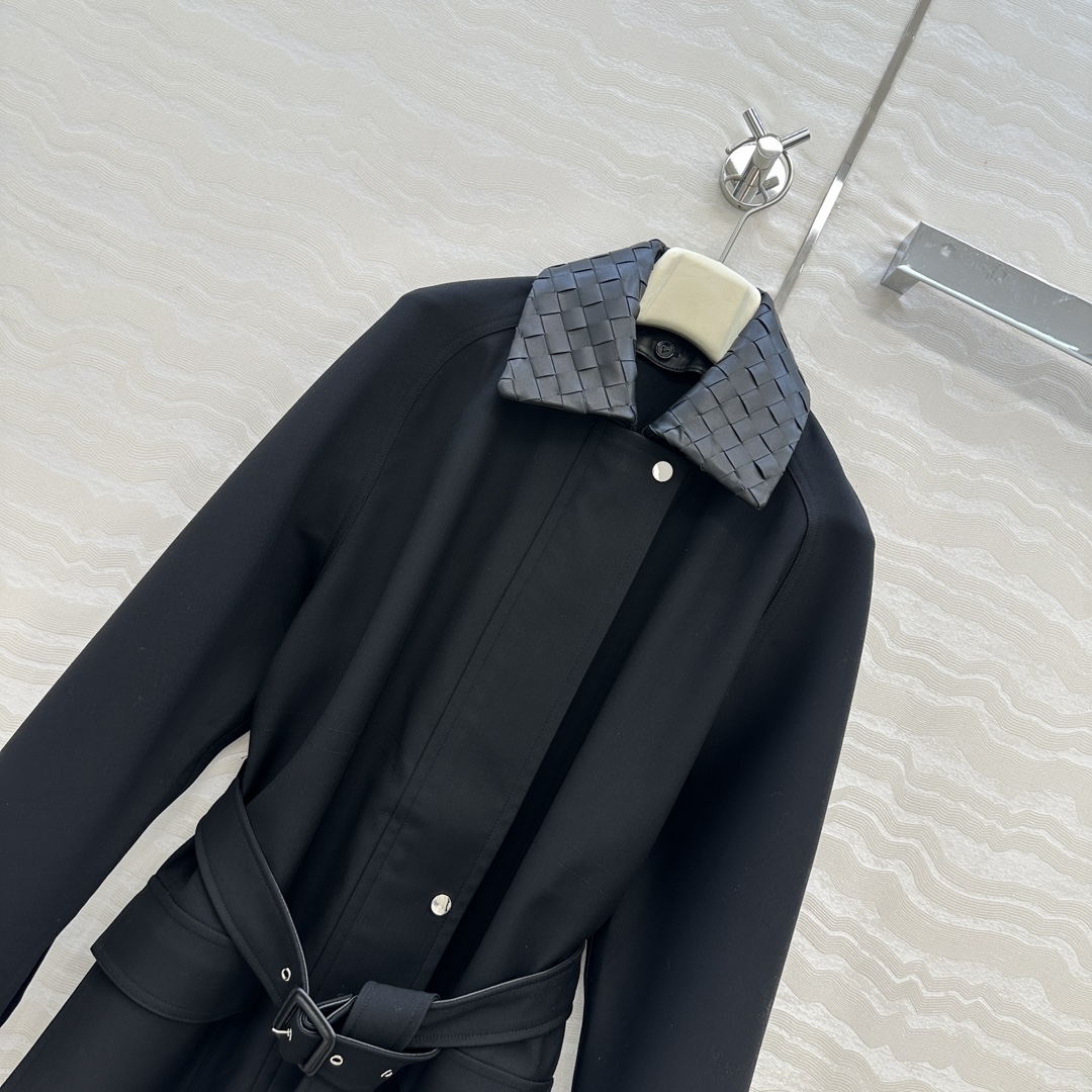 独家首发💕高端原单品质，BV长期主义。巴恩风时髦穿搭！25s早秋新品夹克风衣外套！定制进口100%小羊皮