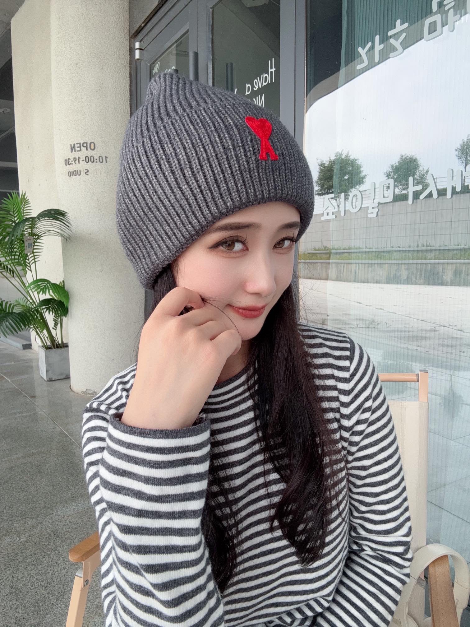 配防尘袋【ami法国潮牌】专柜新款简约时尚毛线针织，很潮！休闲运动款，经典制作，超级好搭衣服！