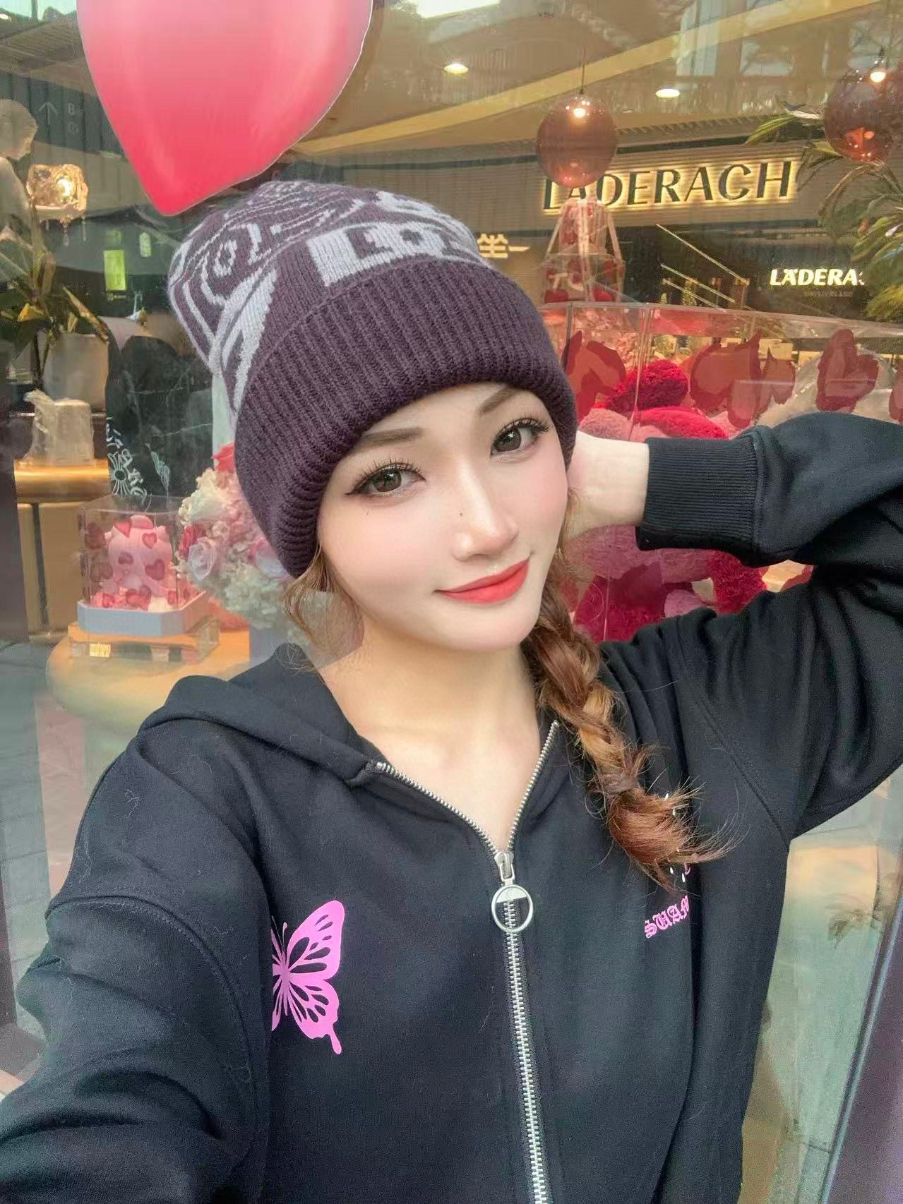 配防尘袋，精疏羊毛，杜嘉班纳 Dolce&Gabbana 官网原单复刻.真心很好💓有质感又非常百搭的款式