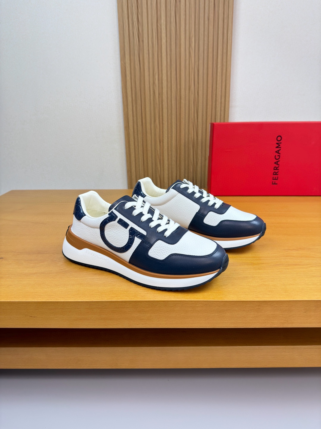 Sapato Ferragamo — photo 7