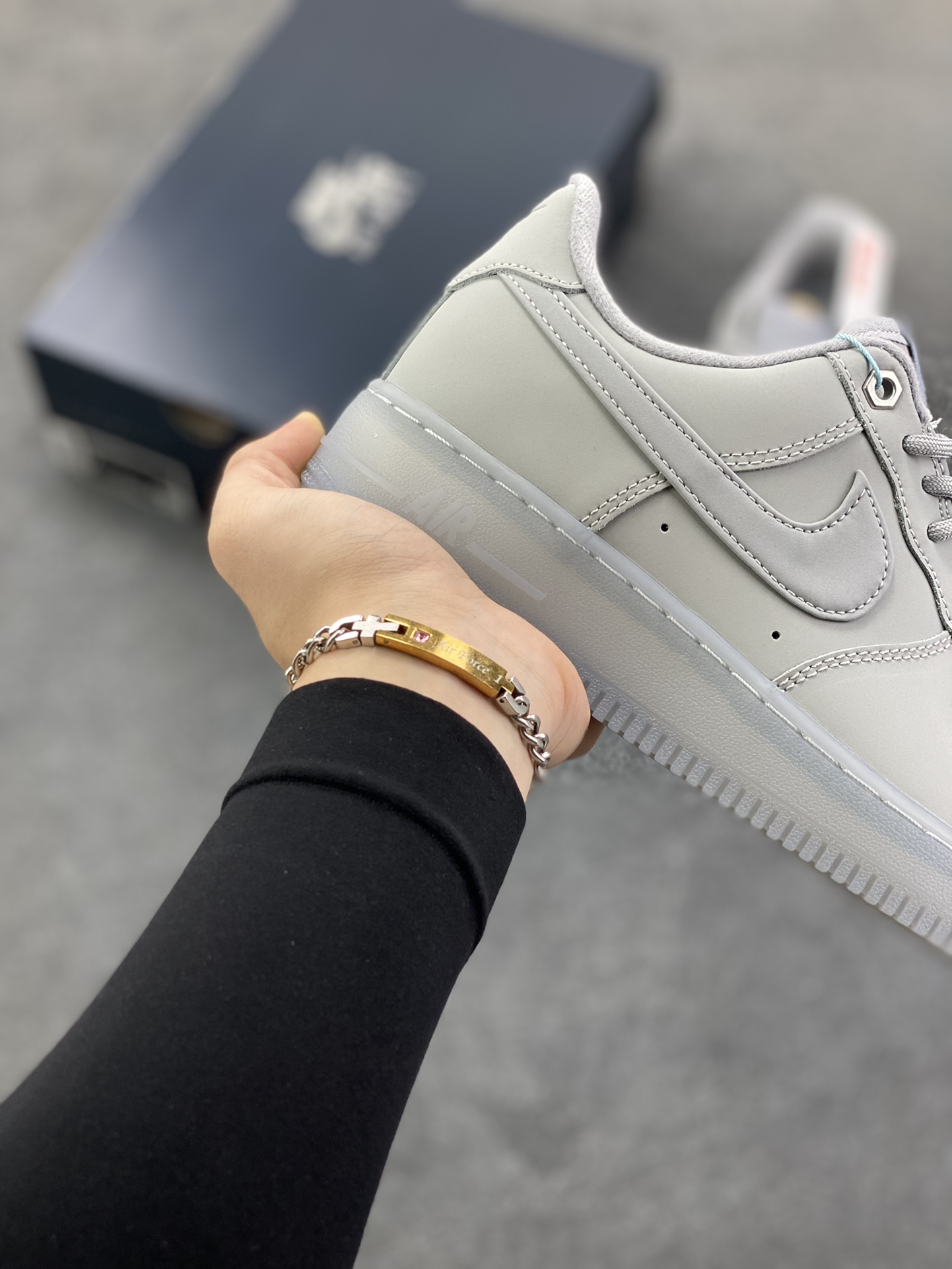 图片[6]-Nike Air Force 1 Low 灰水晶底 空军一号低帮运动休闲板鞋 原楦头原纸板 打造纯正空军版型 专注外贸渠道 全掌内置蜂窝气垫 原盒配件 原厂中底钢印、拉帮完美 货号：CJ9179-002 尺码：36 36.5 37.5 38 38.5 39 40 40.5 41 42 42.5 43 44 44.5 45-选品中心
