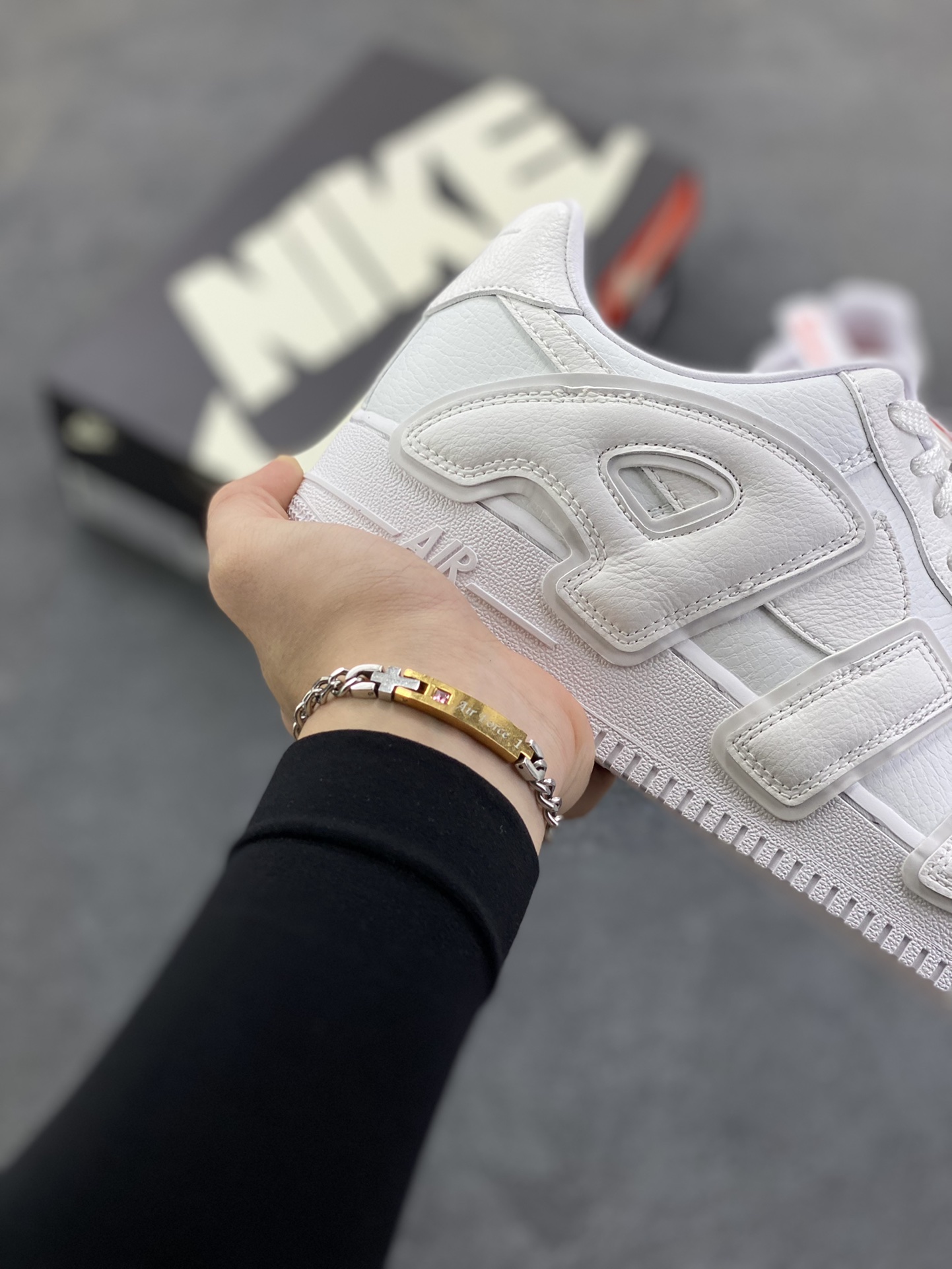 图片[6]-HY版本💯 Nike Air Force 1 Low CPFM联名白 空军一号低帮运动休闲板鞋 原楦头原纸板 打造纯正空军版型 专注外贸渠道 全掌内置蜂窝气垫 原盒配件 原厂中底钢印、拉帮完美 货号：FQ7069-100 尺码：36 36.5 37.5 38 38.5 39 40 40.5 41 42 42.5 43 44 44.5 45 46-选品中心