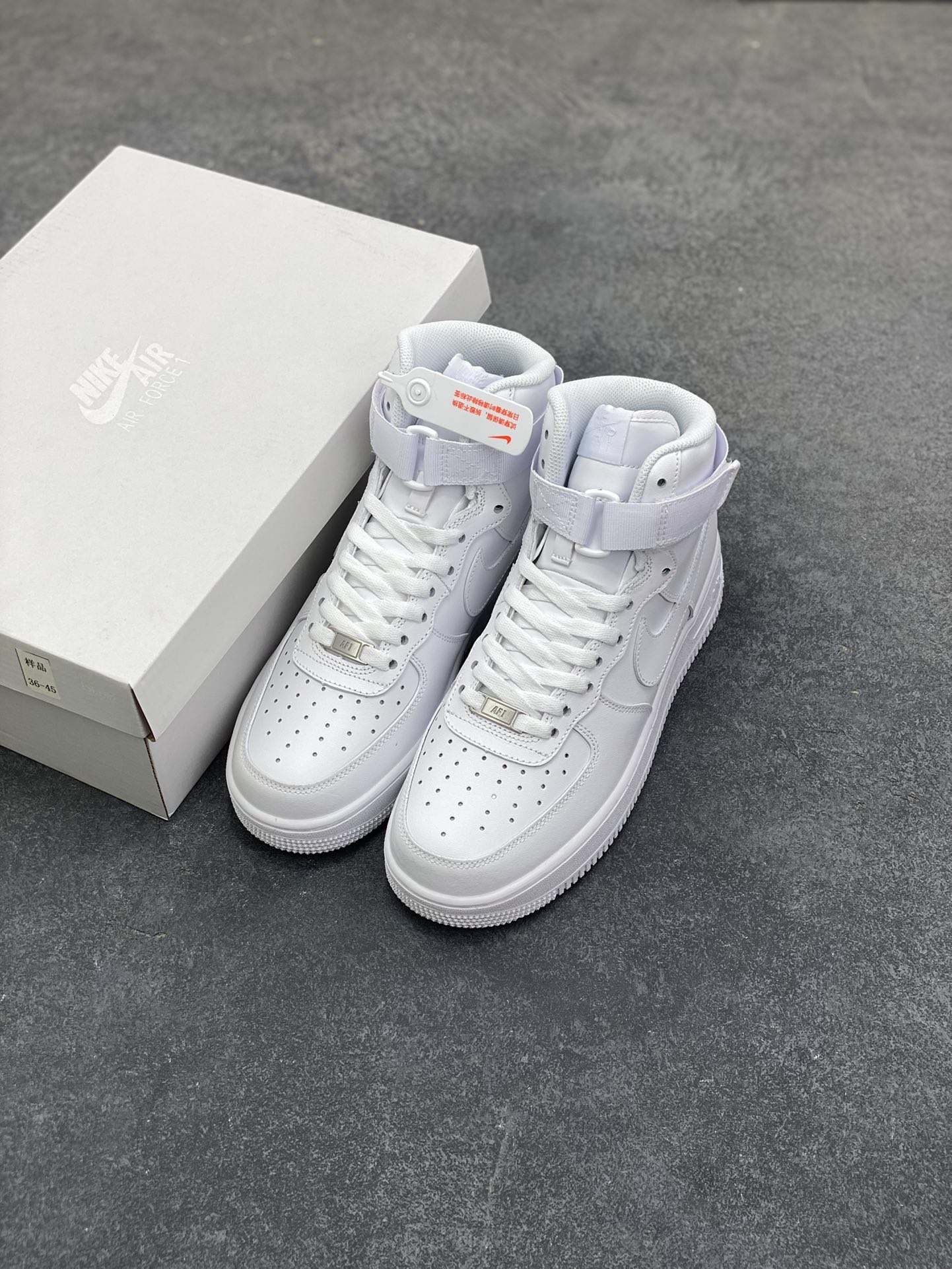 图片[8]-Nike Air Force 1 High 07 高帮白 空军一号高帮运动休闲板鞋 原楦头原纸板 打造纯正空军版型#专注外贸渠道 全掌内置蜂窝气垫 #原盒配件 原厂中底钢印、拉帮完美 货号：CW2290-111 尺码：36 36.5 37.5 38 38.5 39 40 40.5 41 42 42.5 43 44 44.5 45-选品中心