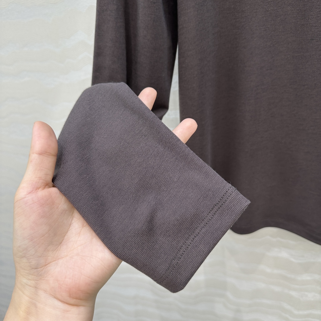 独家首发❤️原单品质，Row风纸片人穿搭！进口天丝羊毛半高领打底衫！锁骨捏褶设计。超级显瘦神器！极简叠搭