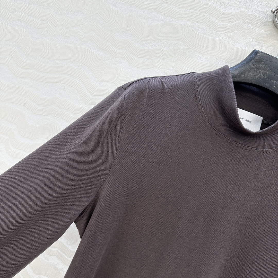 独家首发❤️原单品质，Row风纸片人穿搭！进口天丝羊毛半高领打底衫！锁骨捏褶设计。超级显瘦神器！极简叠搭