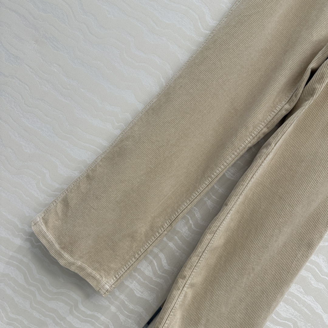 独家首发❤️原单品质，长期主义row风灯芯绒时髦直筒裤！极简主义设计慵懒随性的高级单品。经典中低腰直筒裤