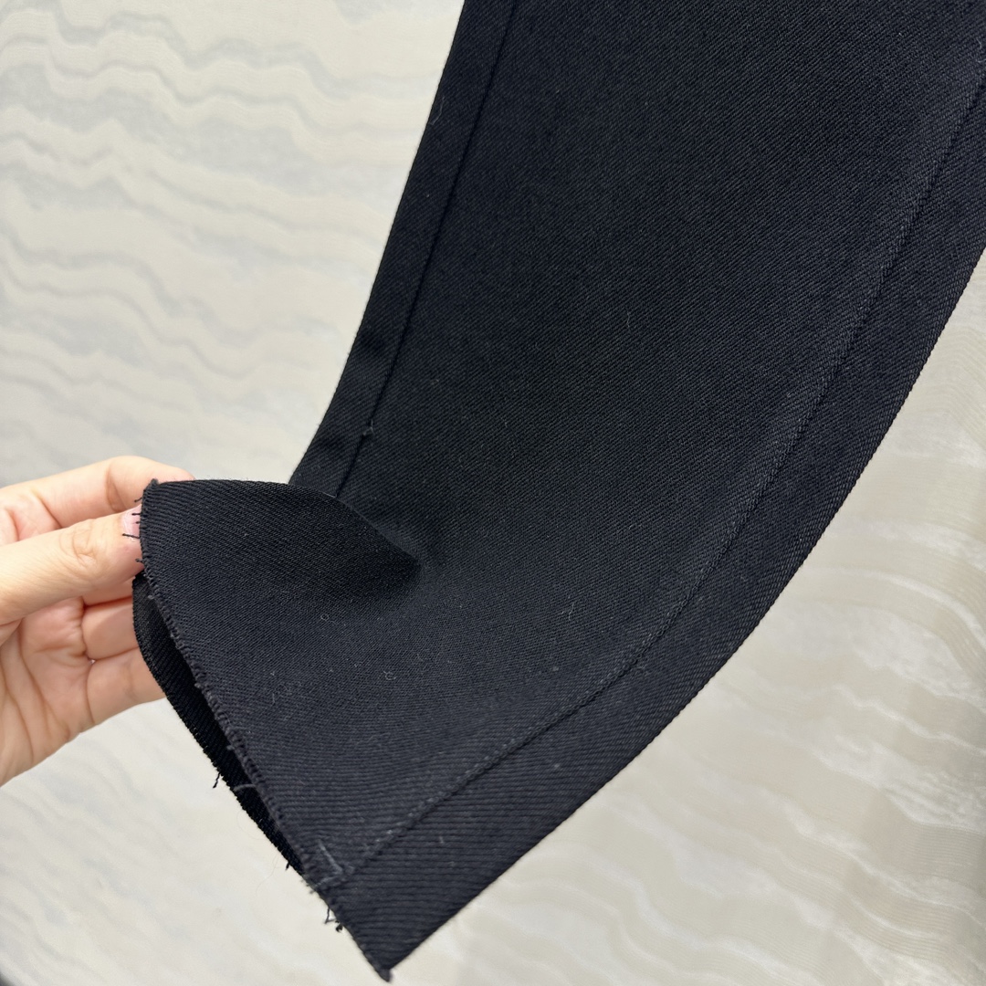 独家首发❤️原单品质❤️Row风长期主义，神裤再现✌️漫画腿即视感，高弹细直筒牛仔裤！进口四面弹力牛仔面